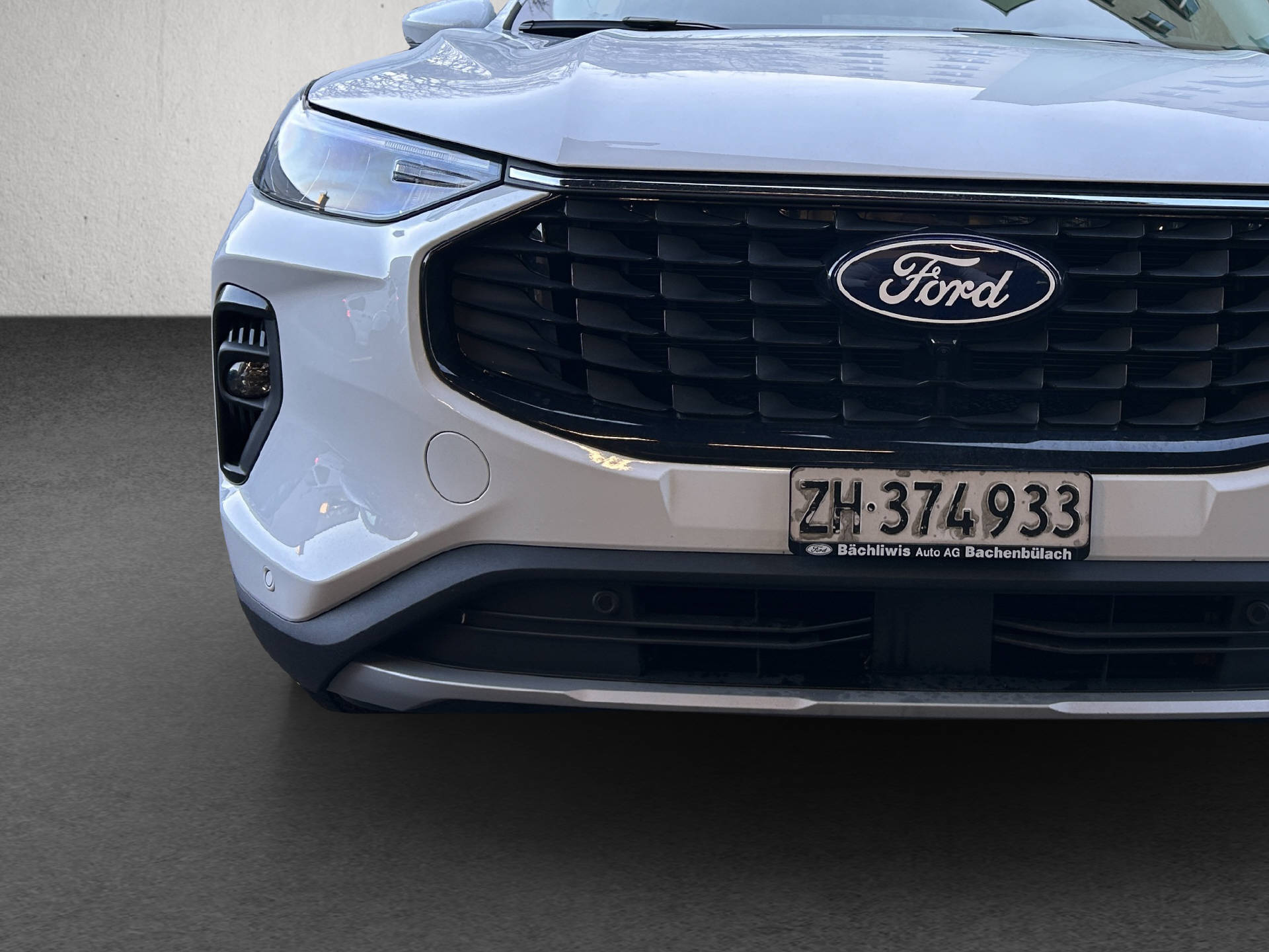FORD Kuga 2.5 Plug-in Hybrid Titanium-image-8