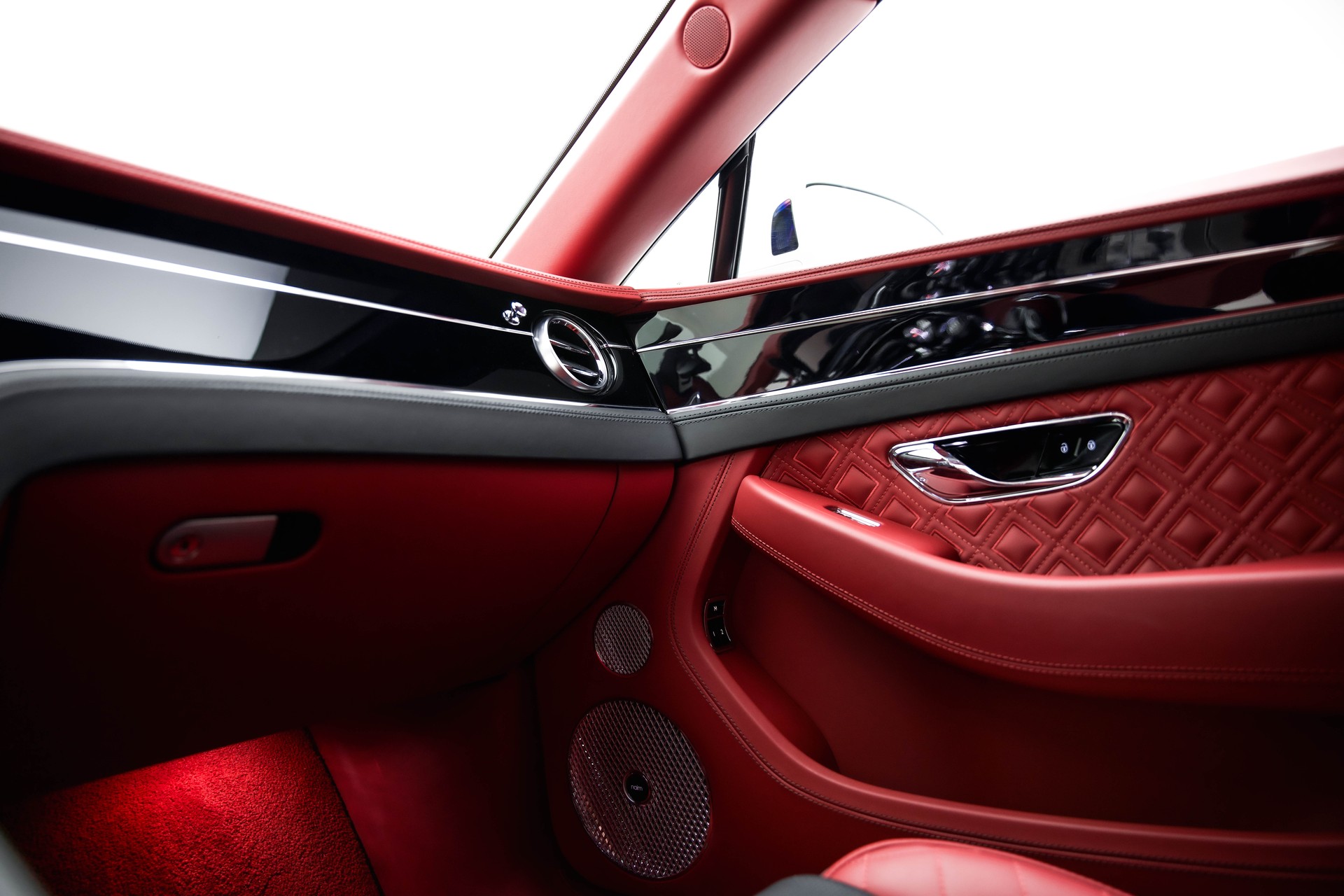 BENTLEY Continental GT 6.0 W12-image-24