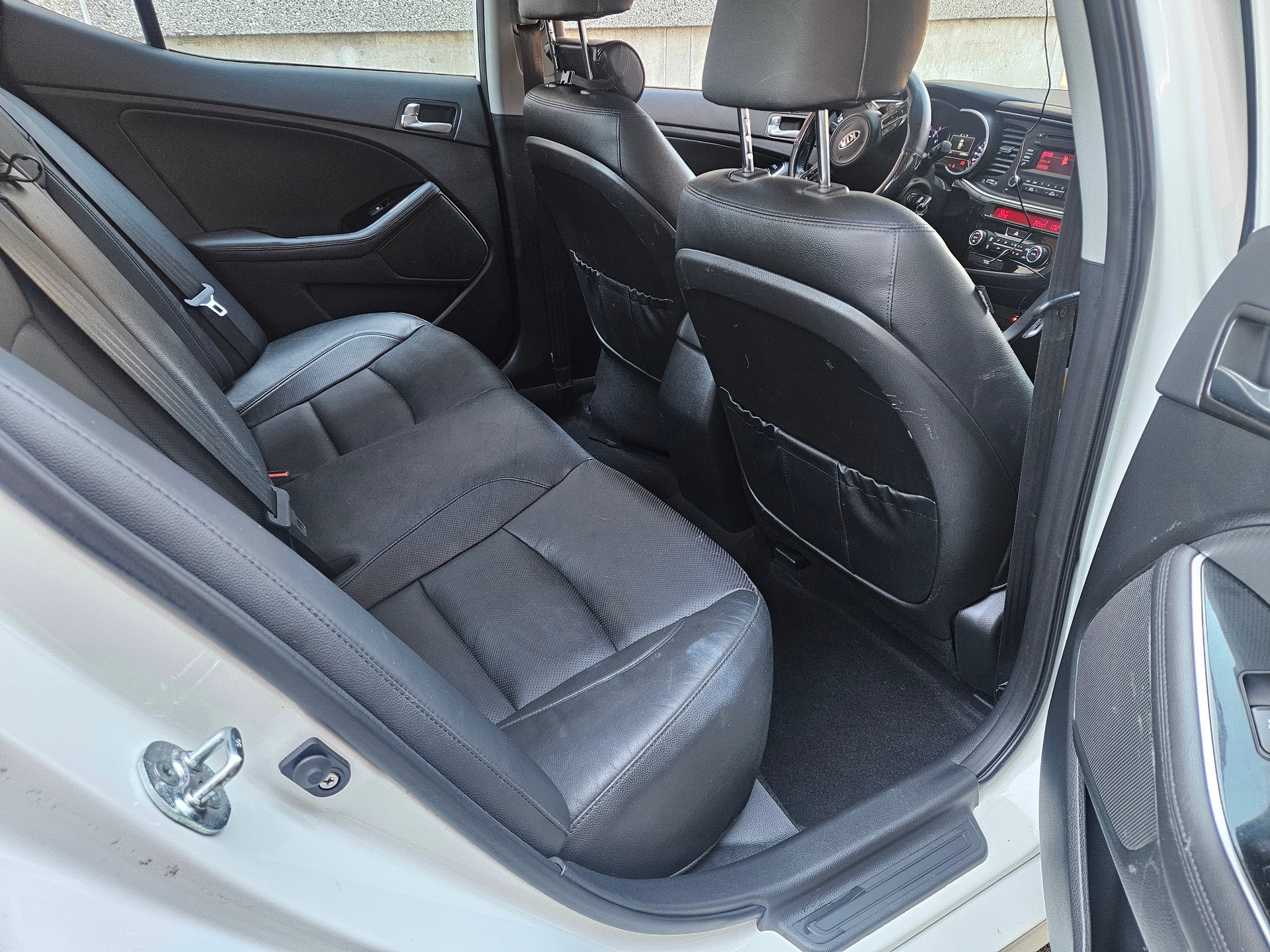 KIA OPTIMA-image-9