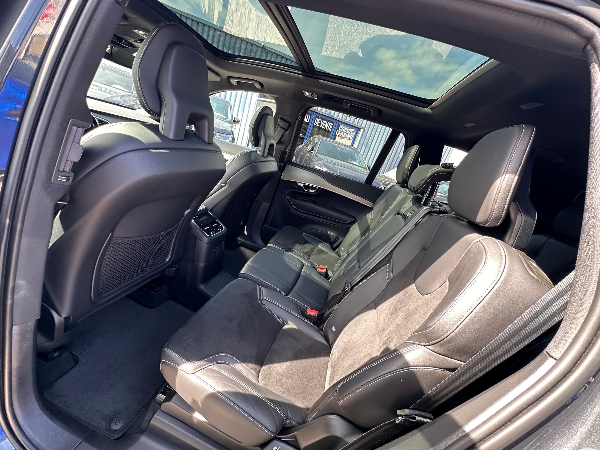 VOLVO XC90 T8 eAWD R-Design Geartronic 7 places-image-17