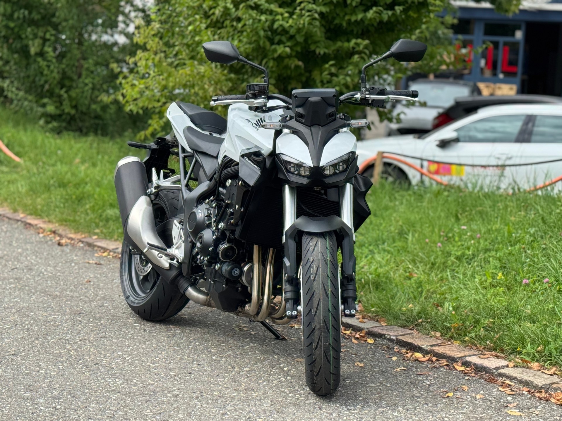 HONDA CB 1000 Hornet-image-12