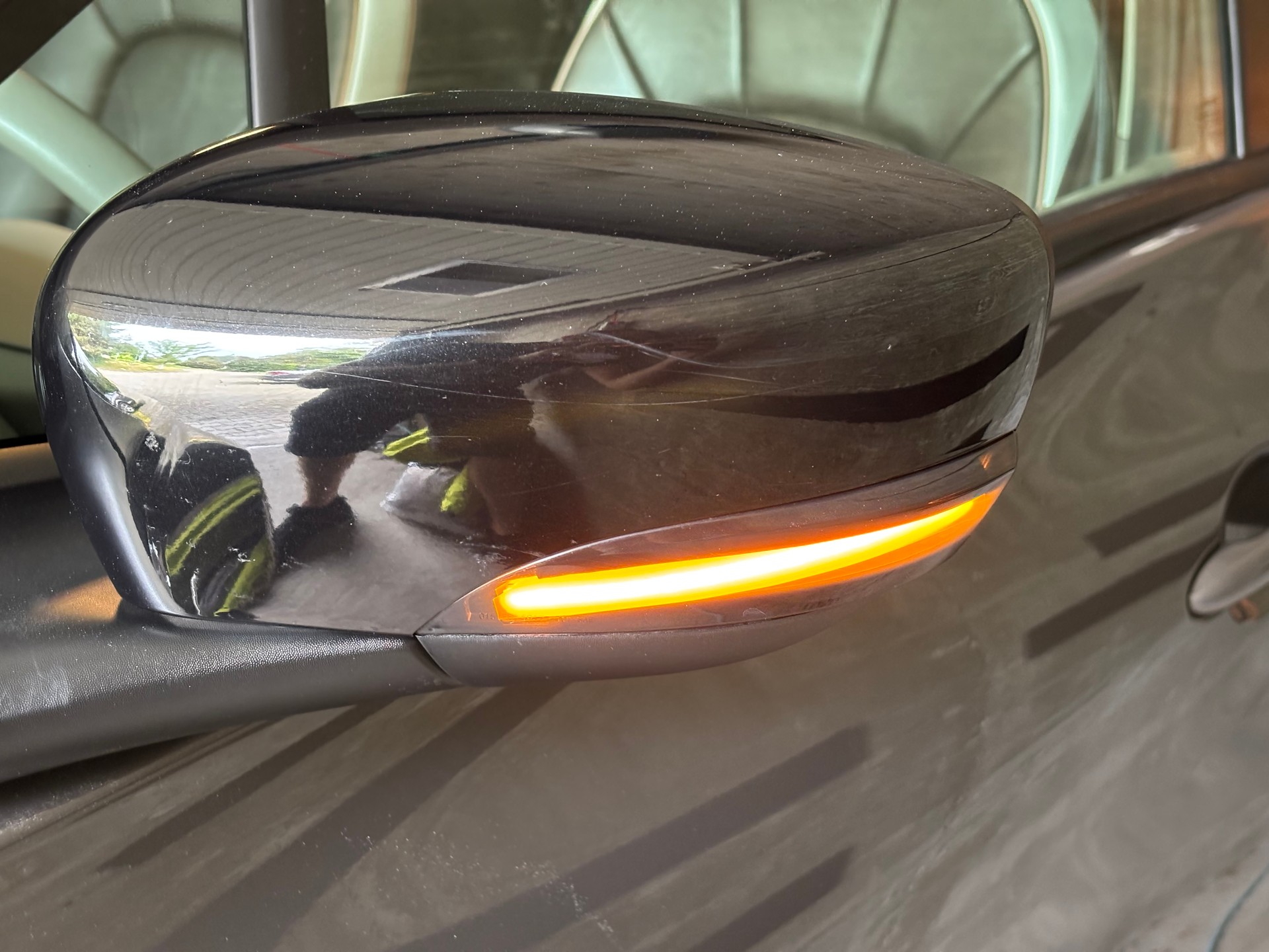 RENAULT Zoe Swiss Edition R240 (Batterie Miete)-image-11