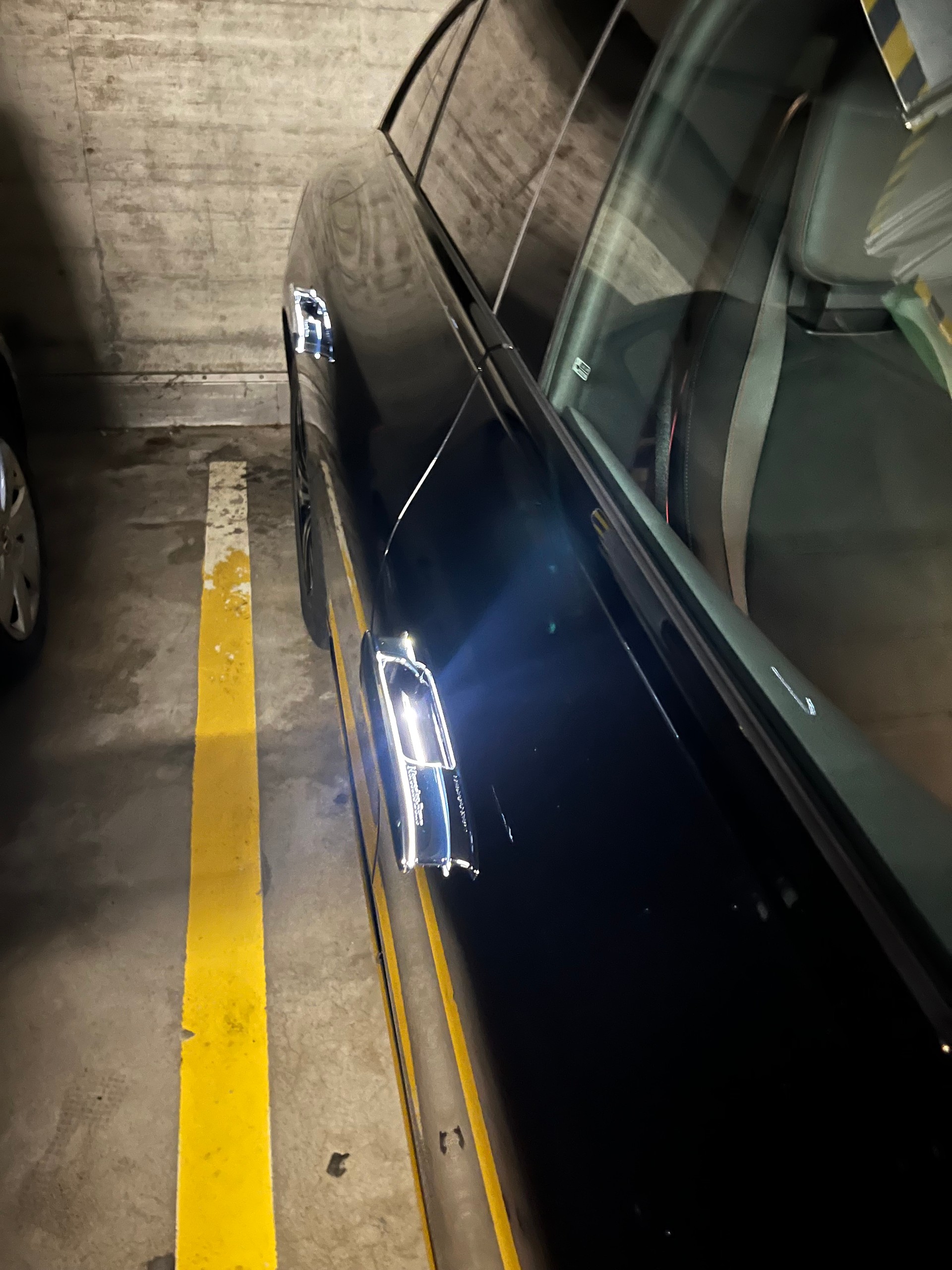 MERCEDES-BENZ EQE 350 AMG 4MATIC-image-19