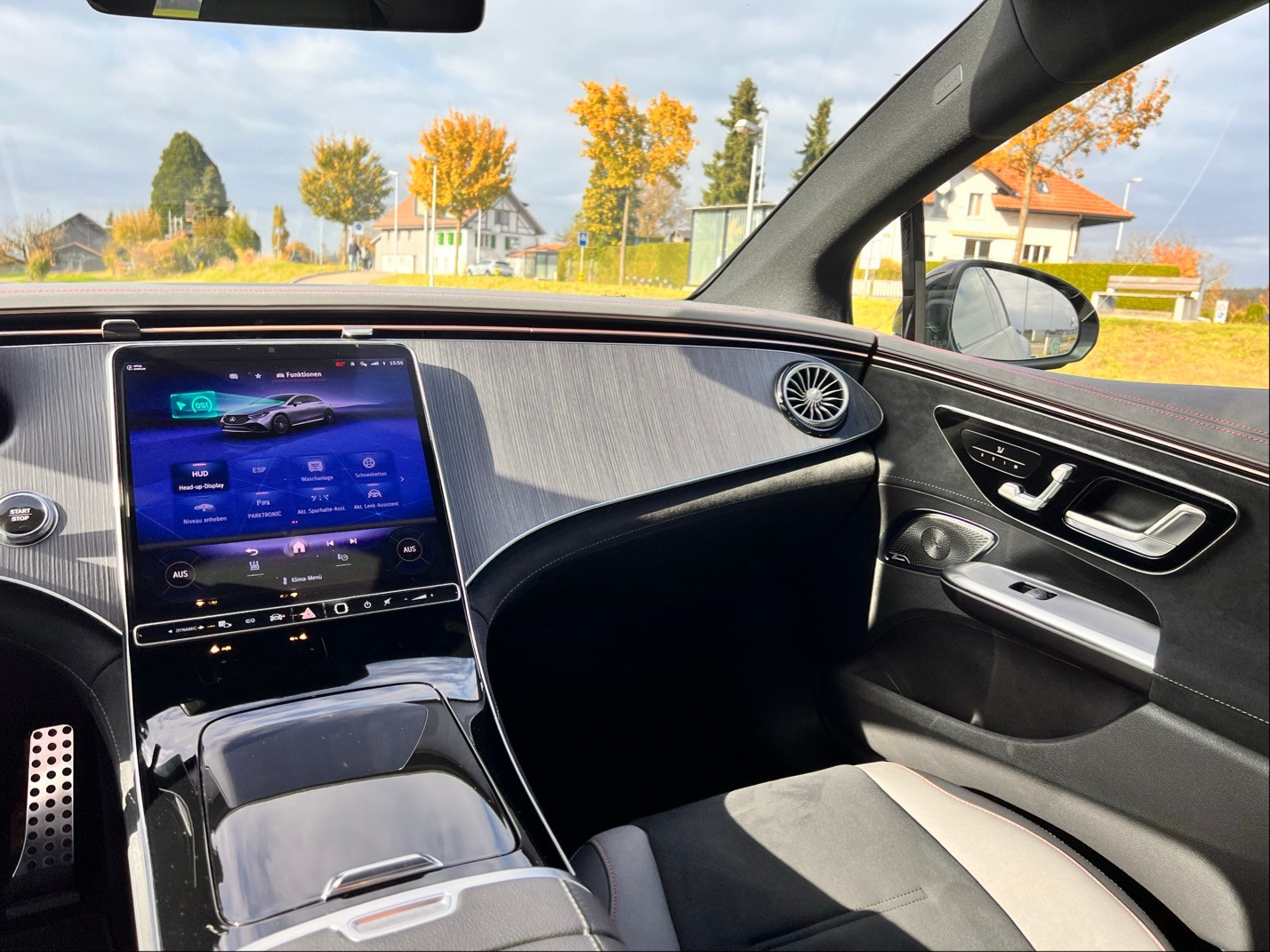 MERCEDES-BENZ EQE 350 AMG 4MATIC-image-9