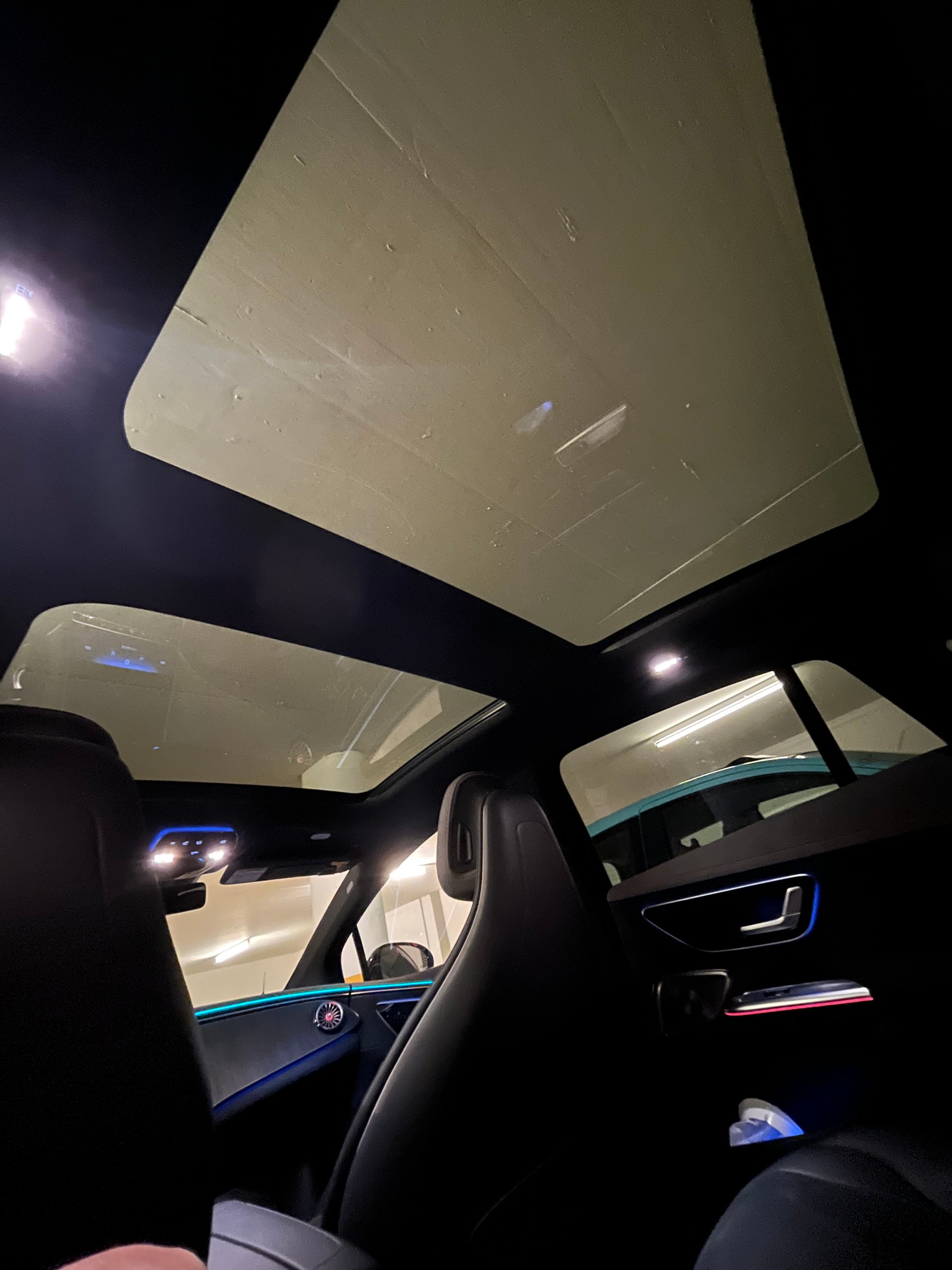MERCEDES-BENZ EQE 350 AMG 4MATIC-image-23
