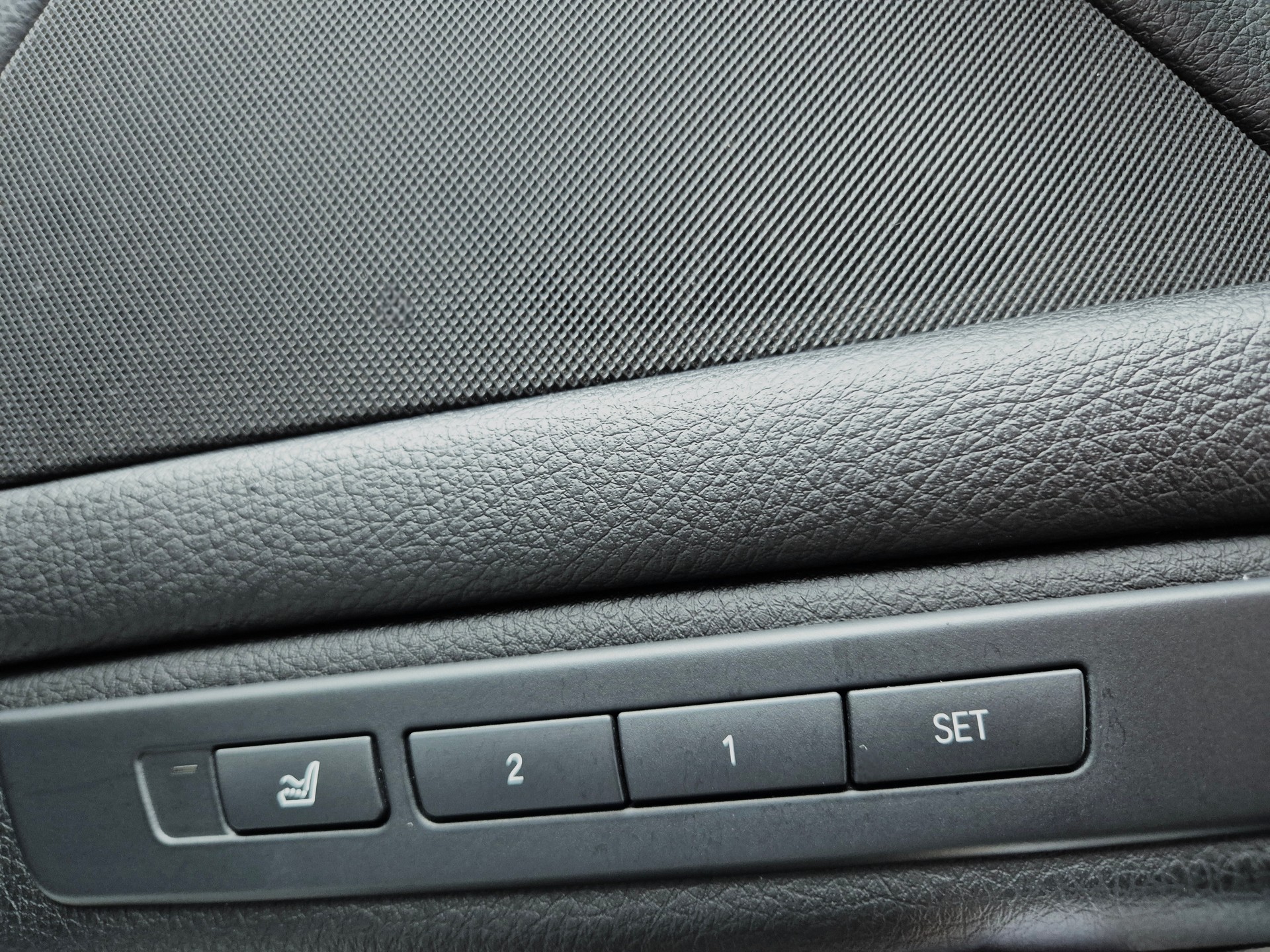 BMW M550d Touring xDrive Steptronic-image-9