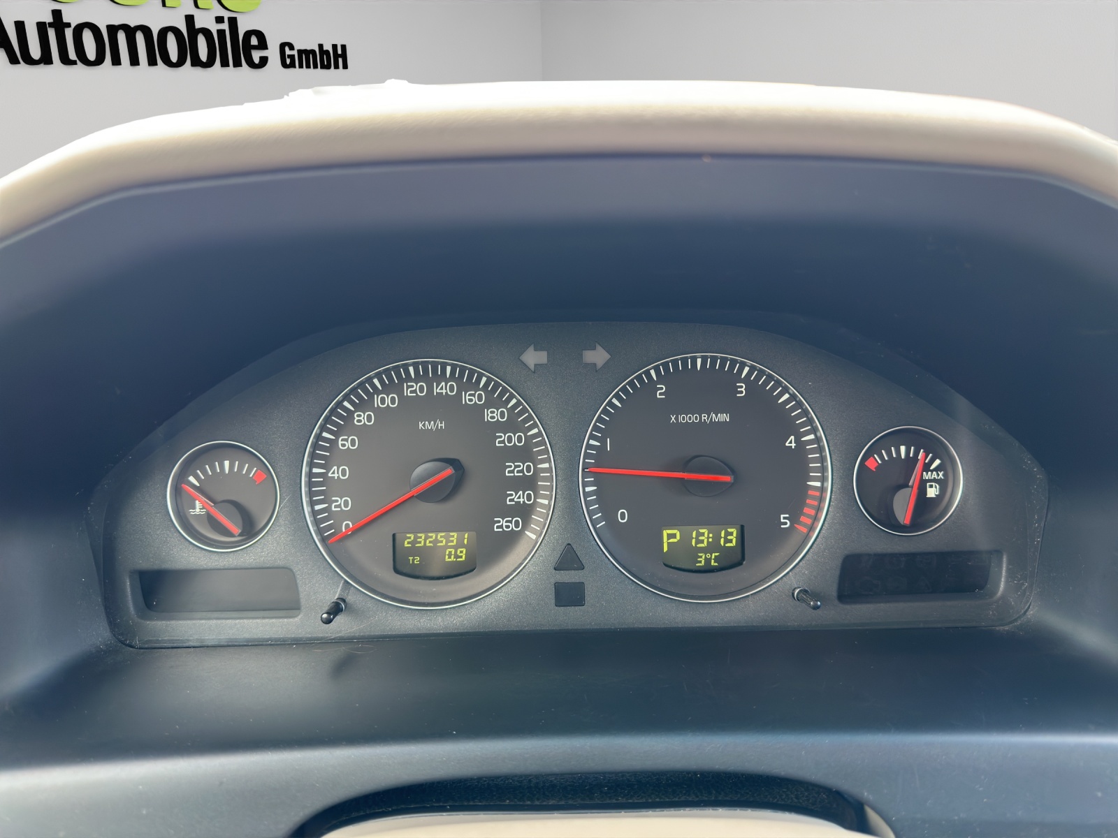 VOLVO V70 D5 Momentum-image-15