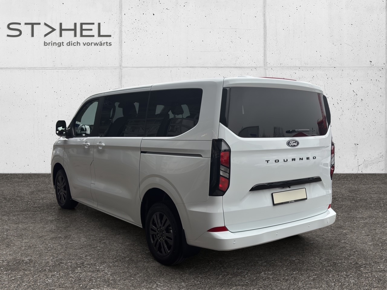 FORD Tourneo C Bus 320 L1 2.0 EcoBlue 136 Titanium-image-6