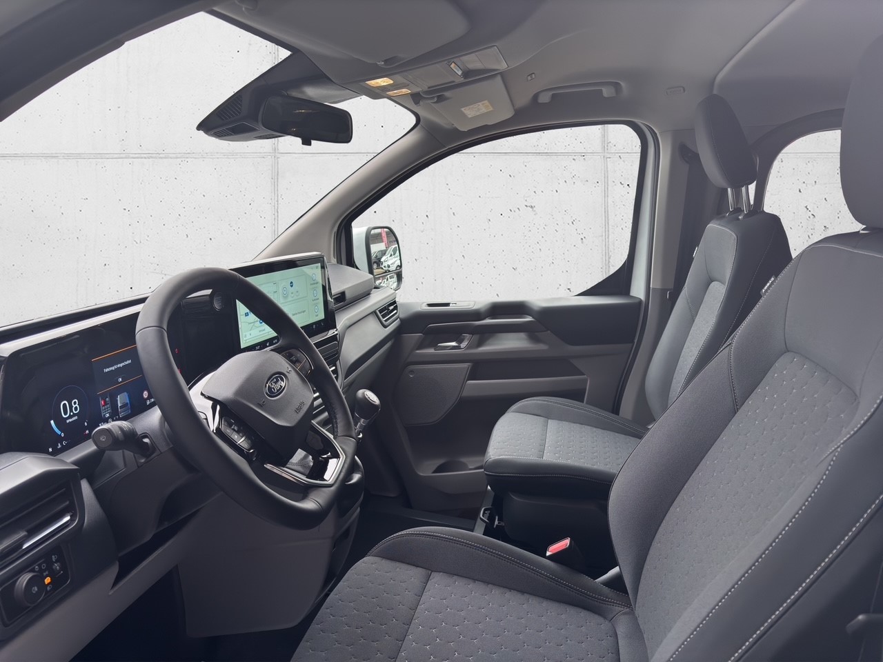 FORD Tourneo C Bus 320 L1 2.0 EcoBlue 136 Titanium-image-8
