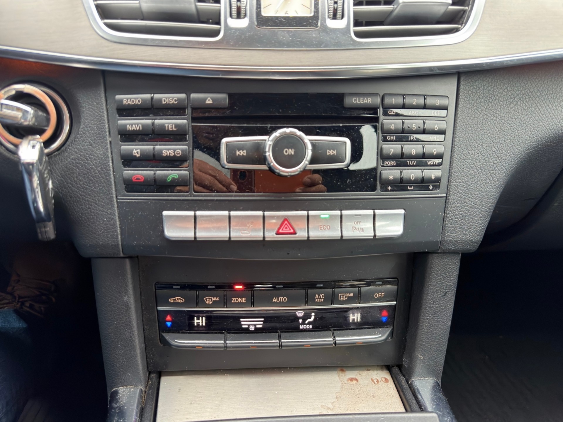 MERCEDES-BENZ E 200 CDI Avantgarde 7G-Tronic-image-15