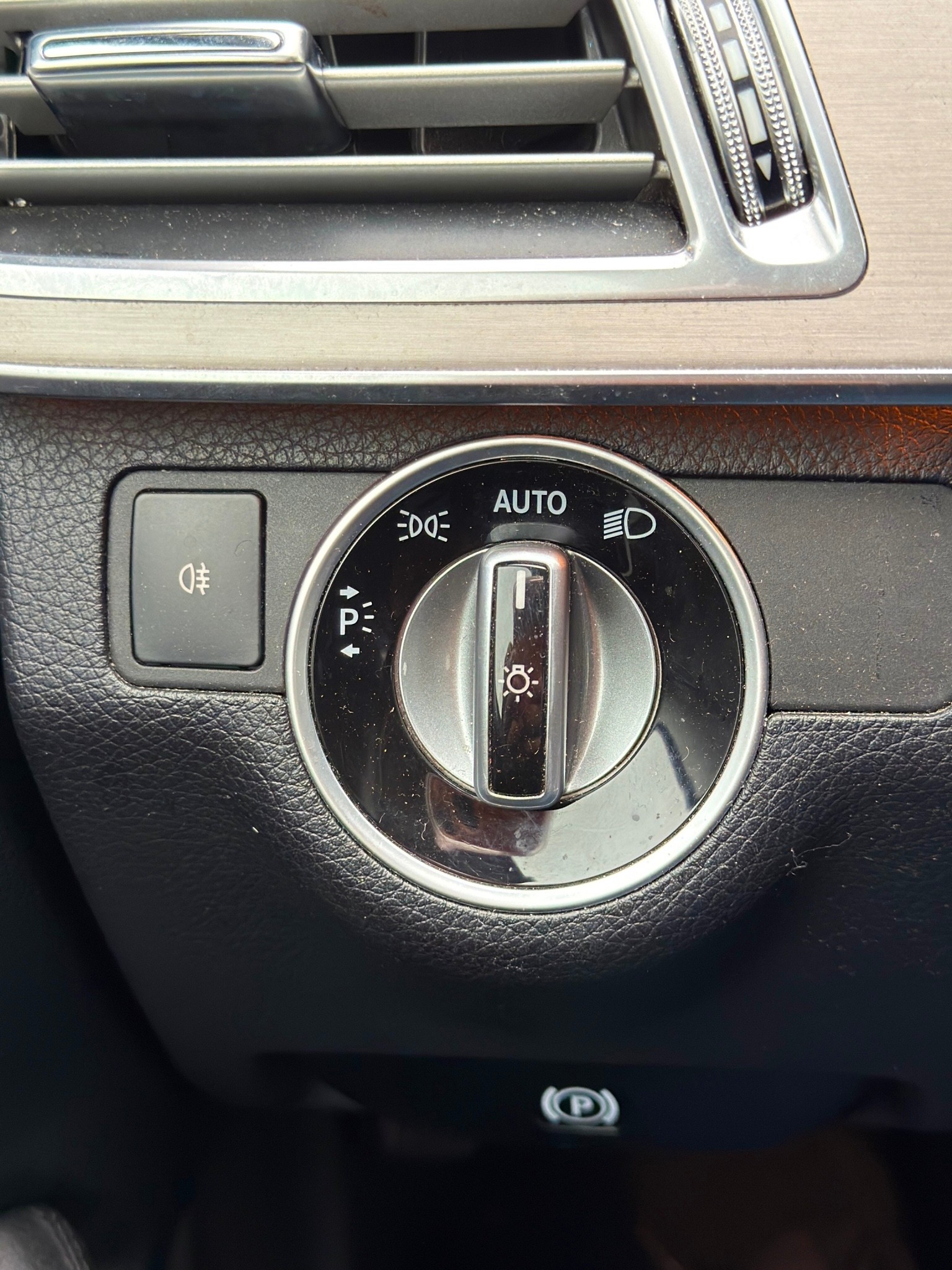 MERCEDES-BENZ E 200 CDI Avantgarde 7G-Tronic-image-19