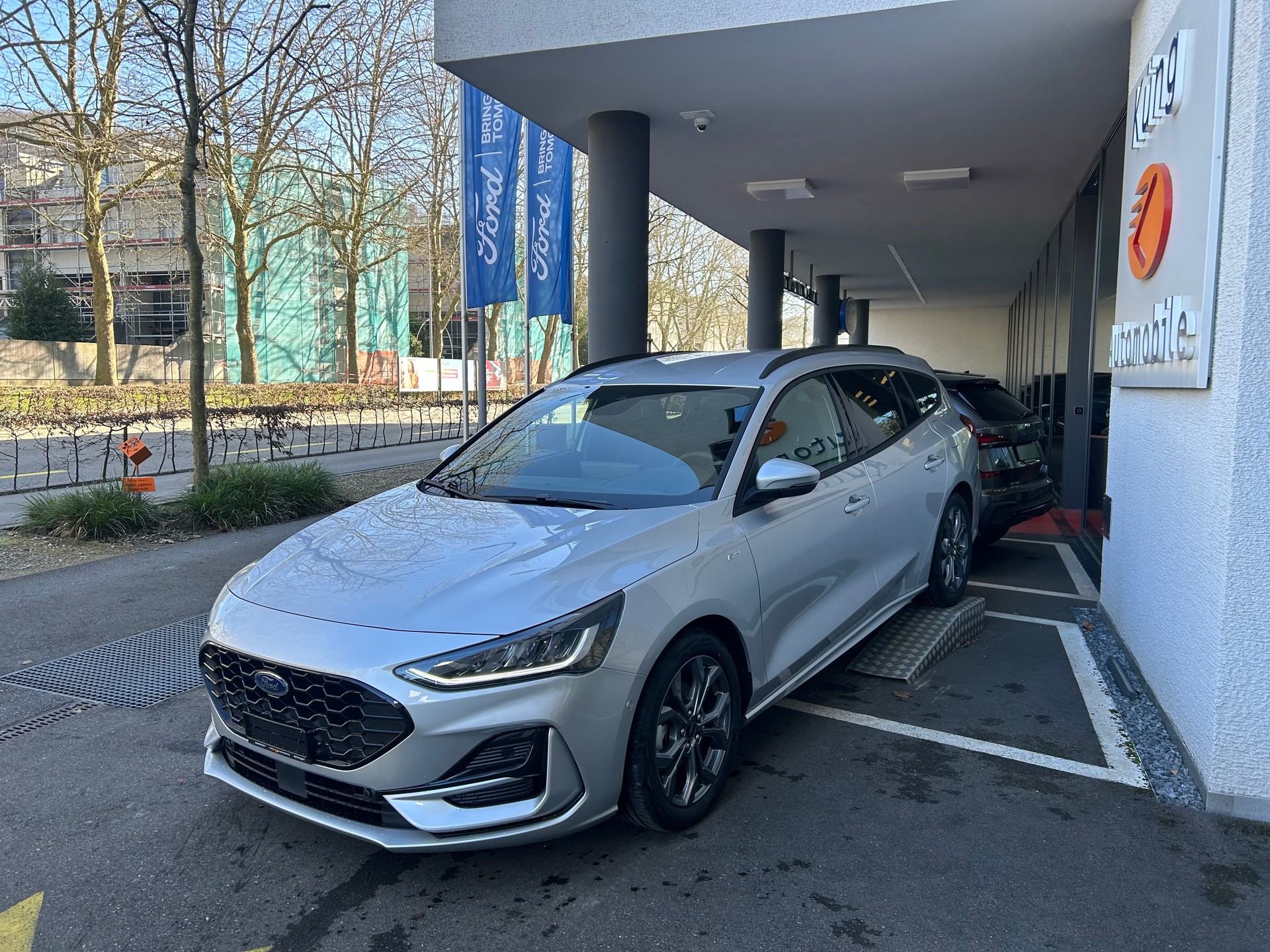 FORD Focus 1.0 MHEV ST-Line X Automat-showroom-element-2