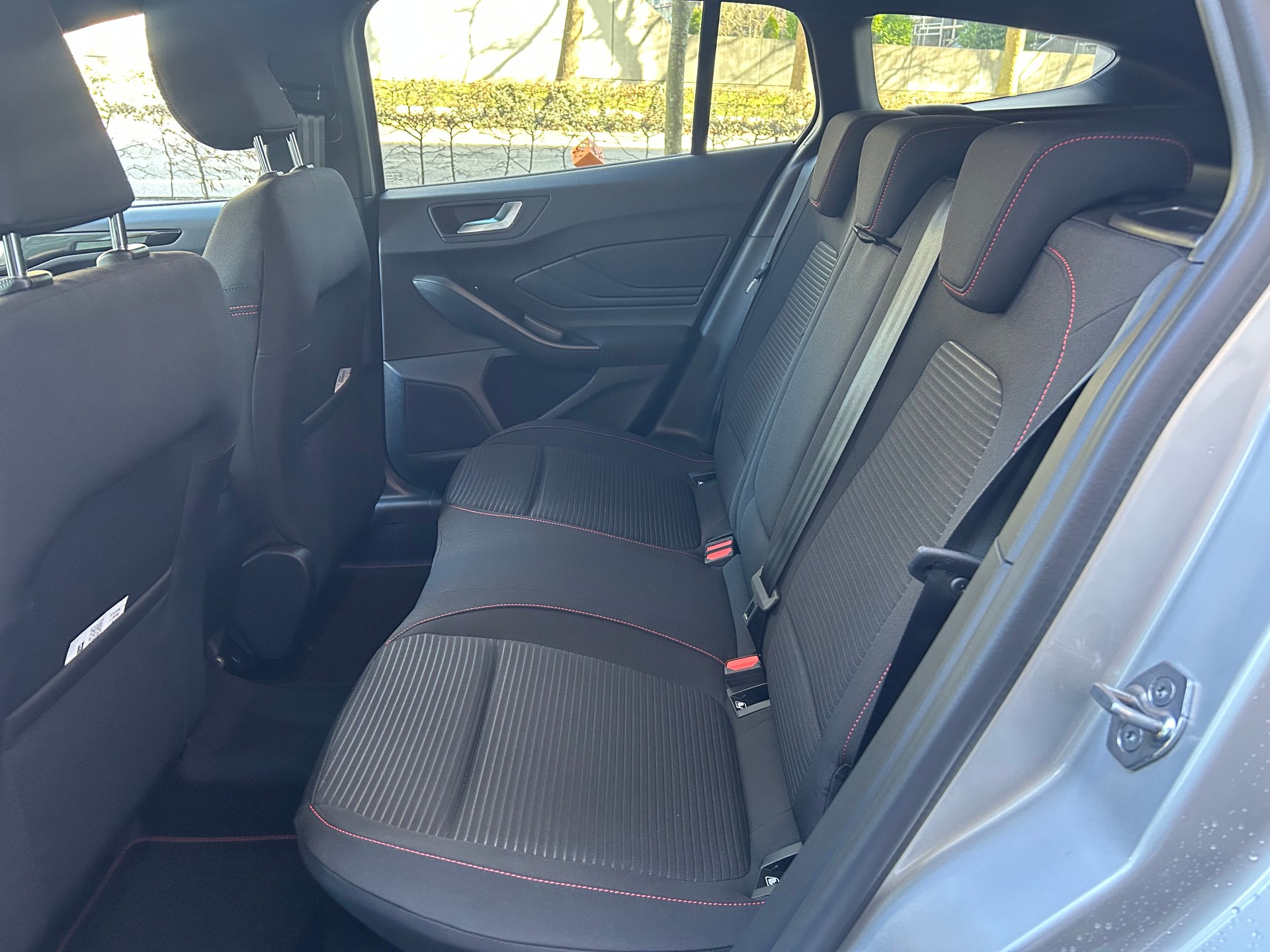 FORD Focus 1.0 MHEV ST-Line X Automat-image-13