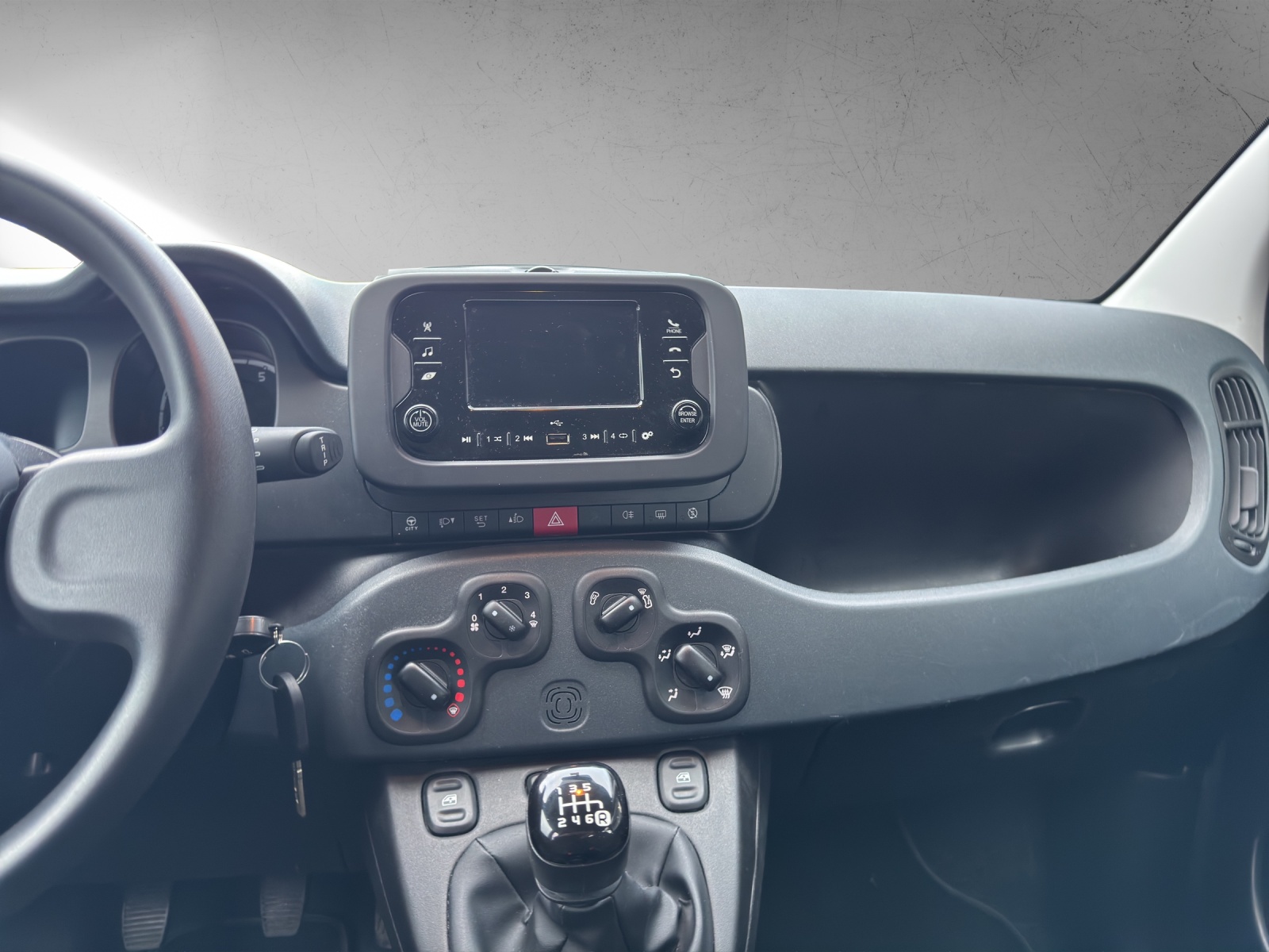 FIAT Panda 1.0 MHEV City Life-image-10