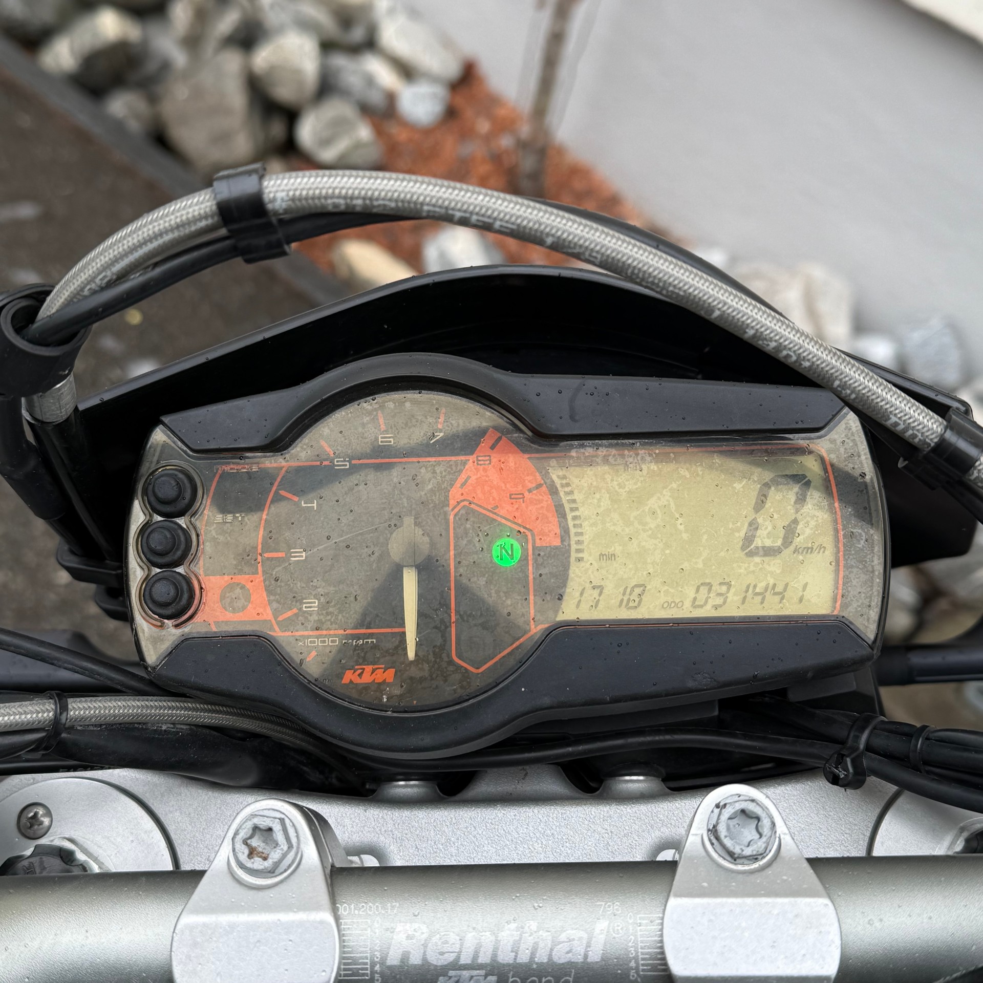 KTM 690 SM-image-6
