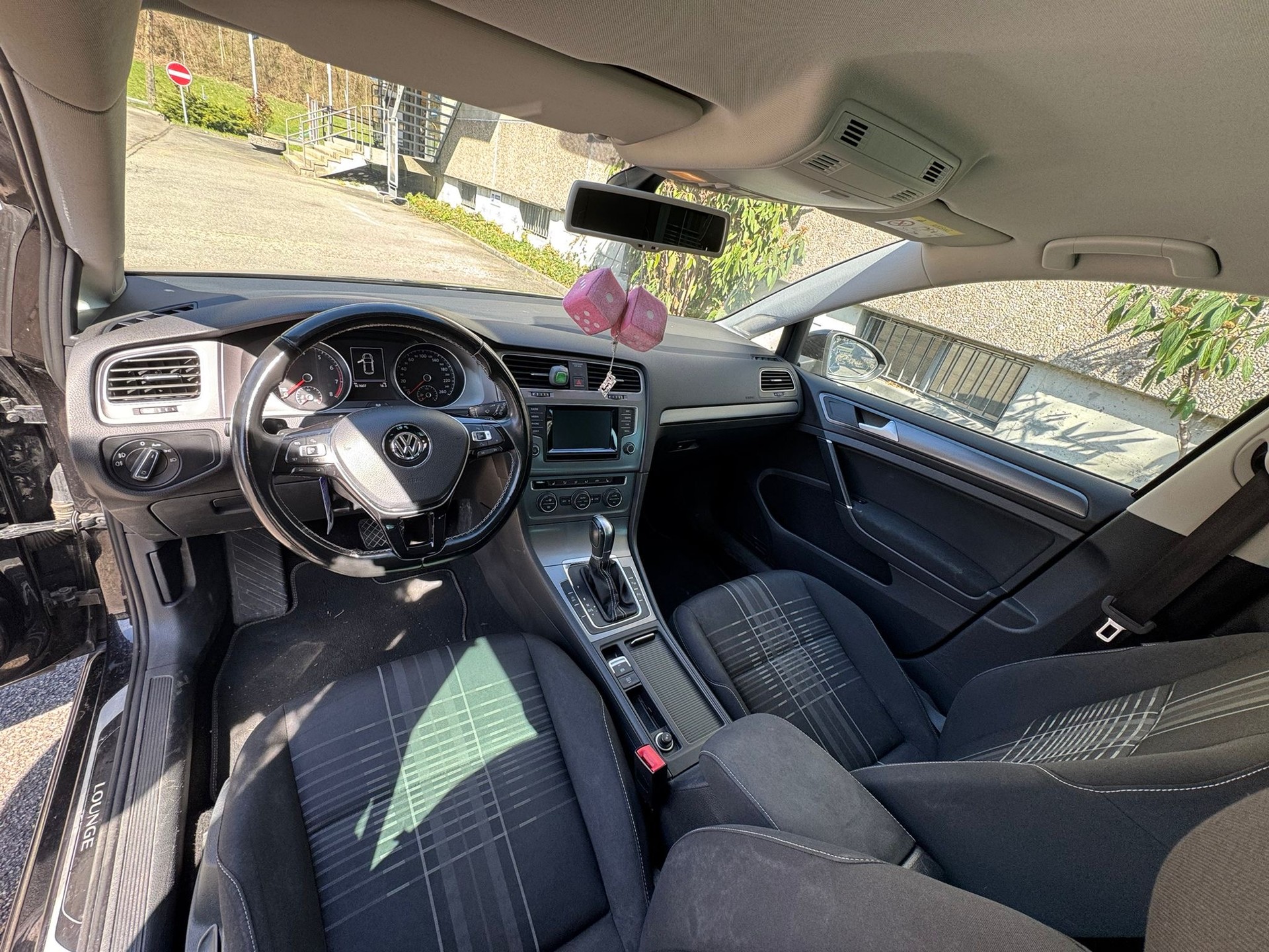 VW Golf 1.4 TSI Lounge DSG-image-7