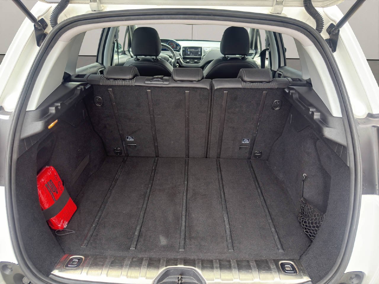 PEUGEOT 2008 1.2 PureTech Active EGS S-image-11