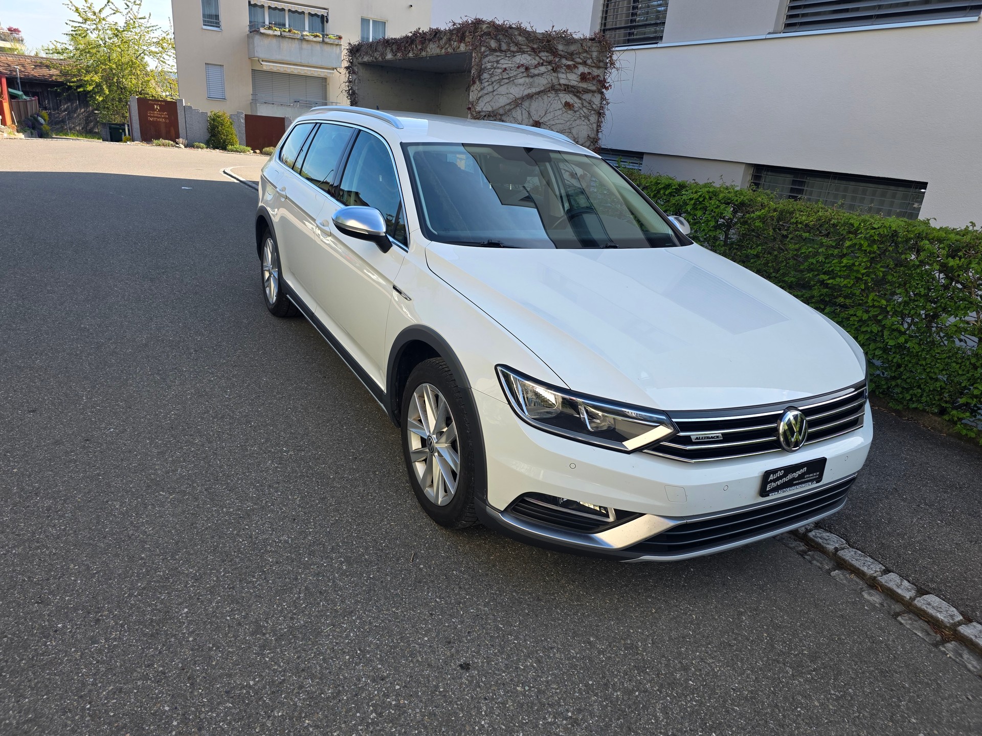 VW Passat Alltrack 2.0 TDI BMT 4Motion DSG-showroom-element-2