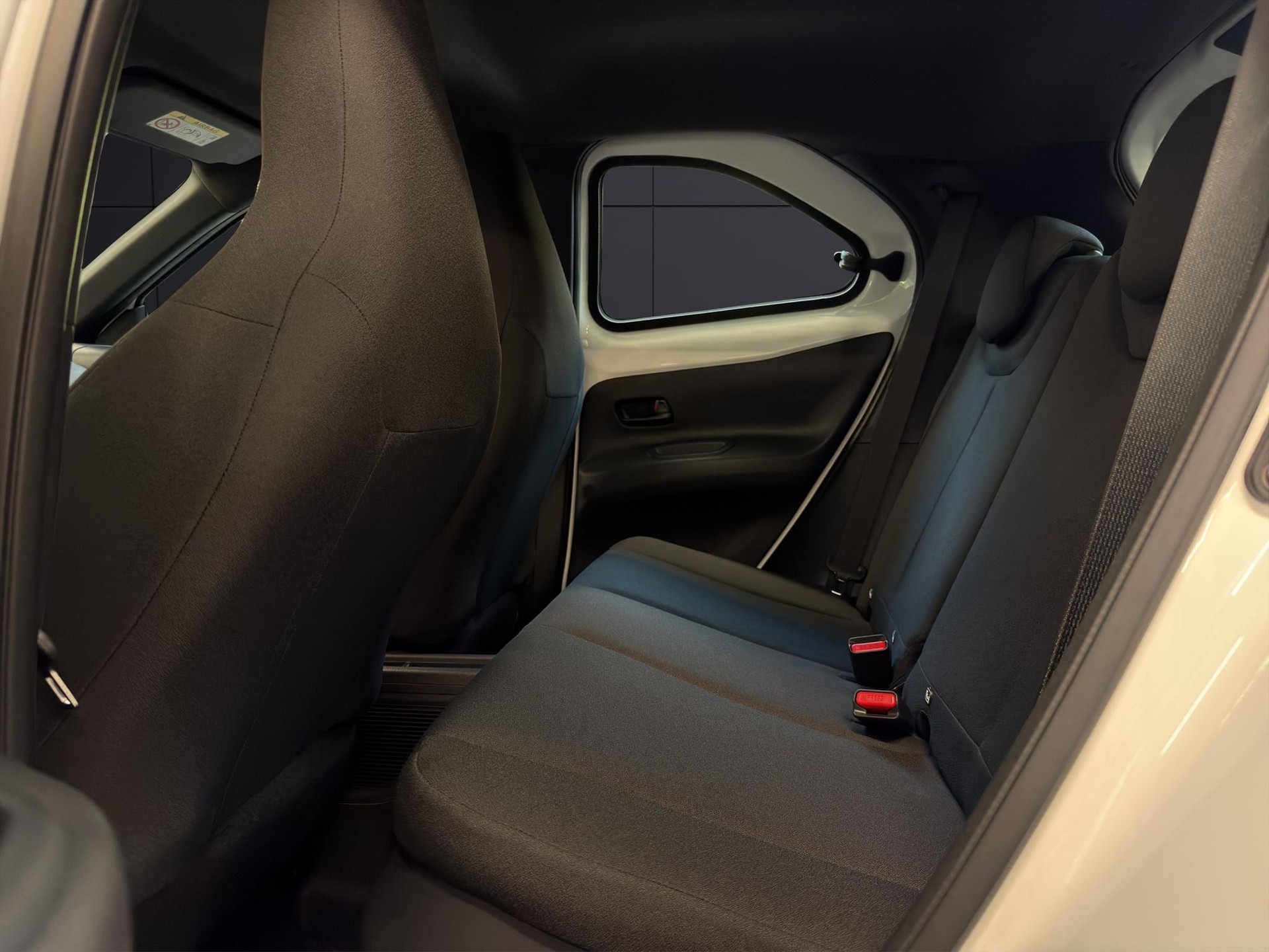TOYOTA Aygo X 1.5 VVT-i HSD Trend-image-10