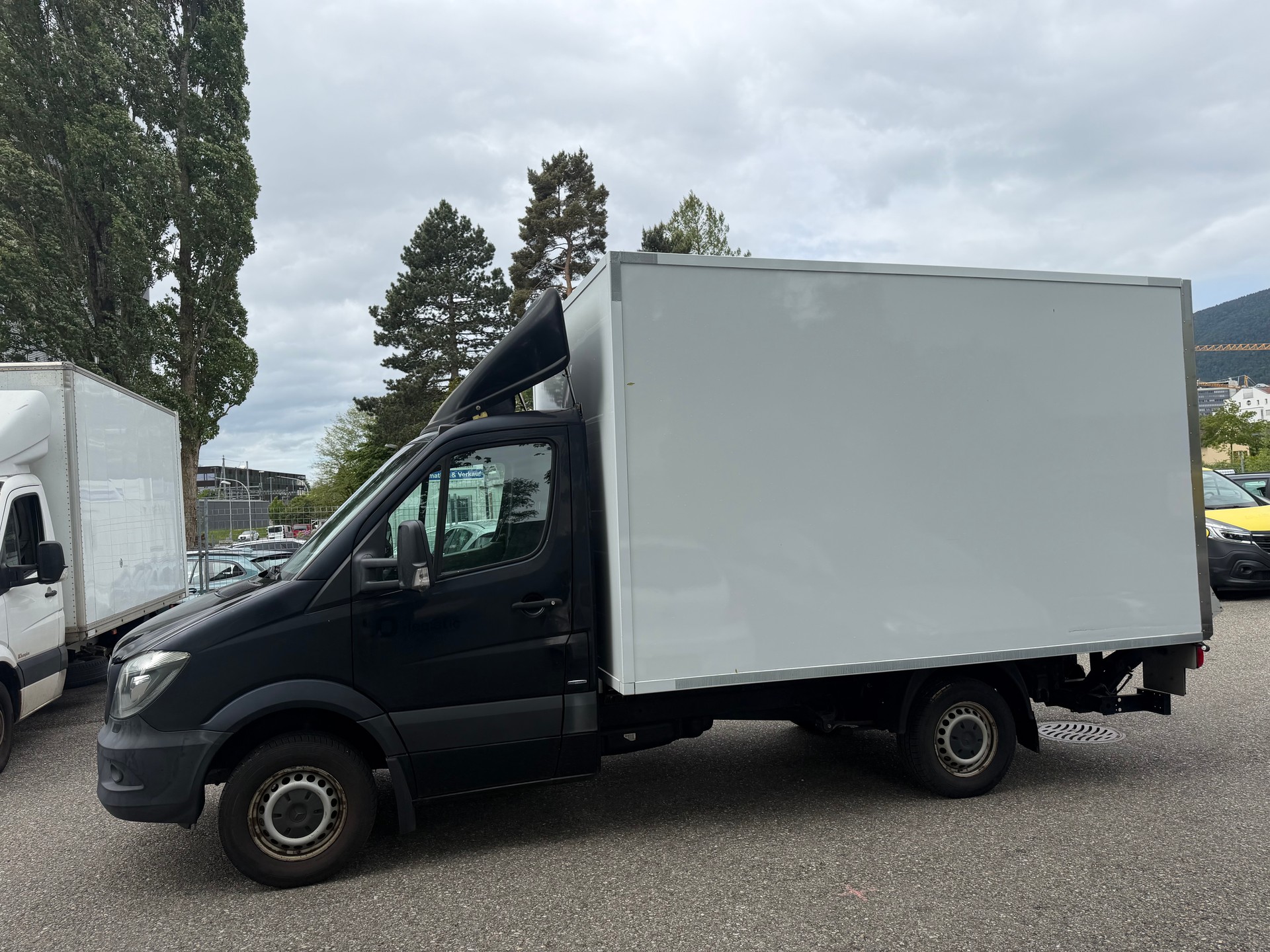 MERCEDES-BENZ Sprinter 316 CDI Standard ** CH-Fahrzeug ** Hebebühne * RF-Kamera * Nutzlast 800Kg * Frisch Ab MFK-image-8