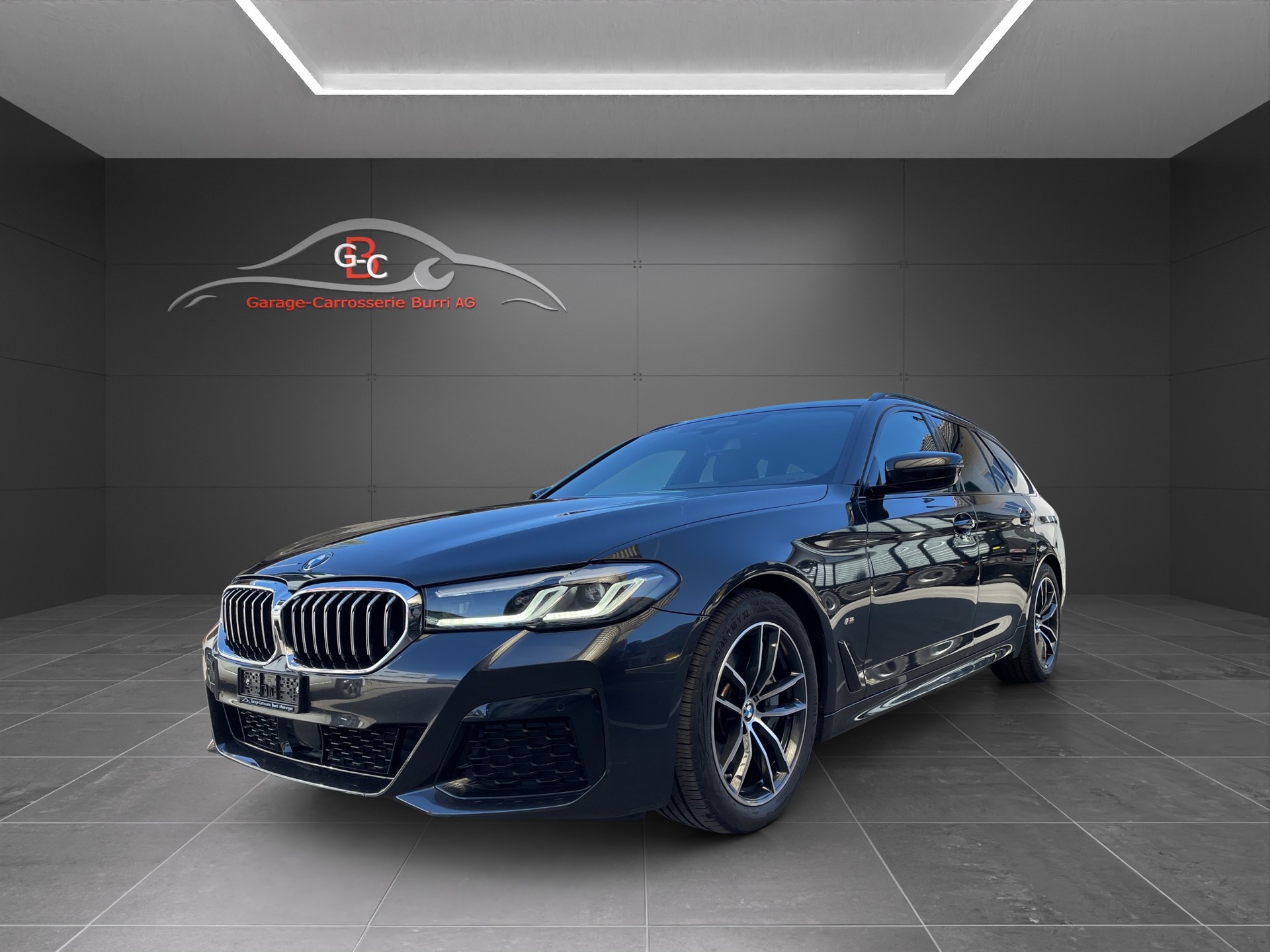 BMW 530d xDrive 48V Touring Pure M Sport Steptronic