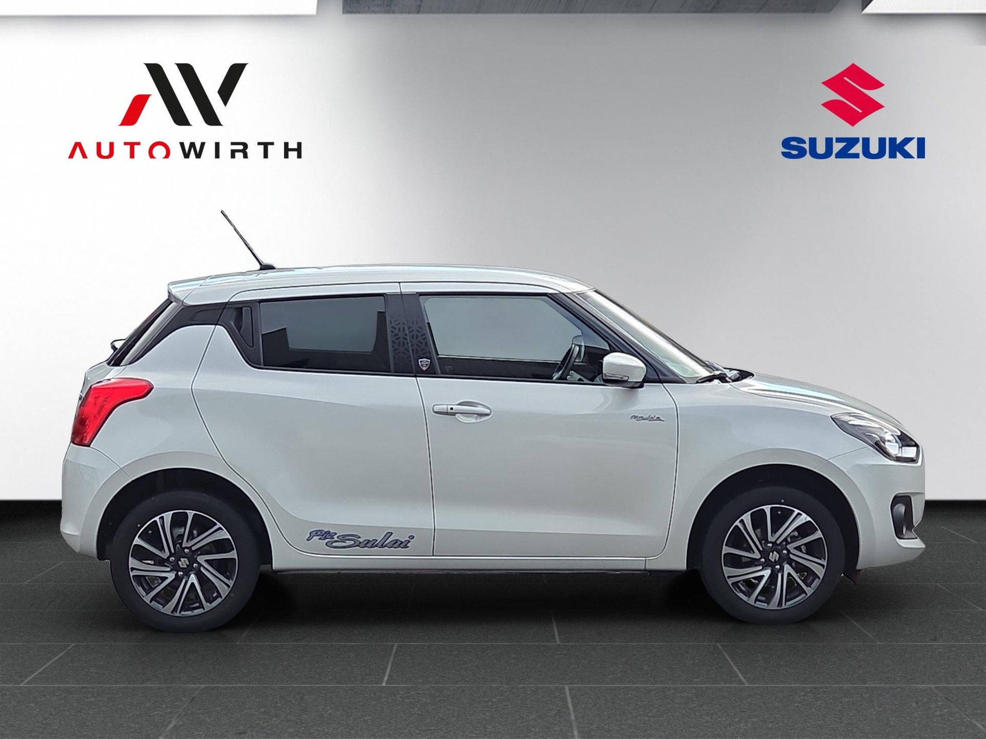 SUZUKI Swift 1.2 Piz Sulai Top Hybrid 4x4-image-3