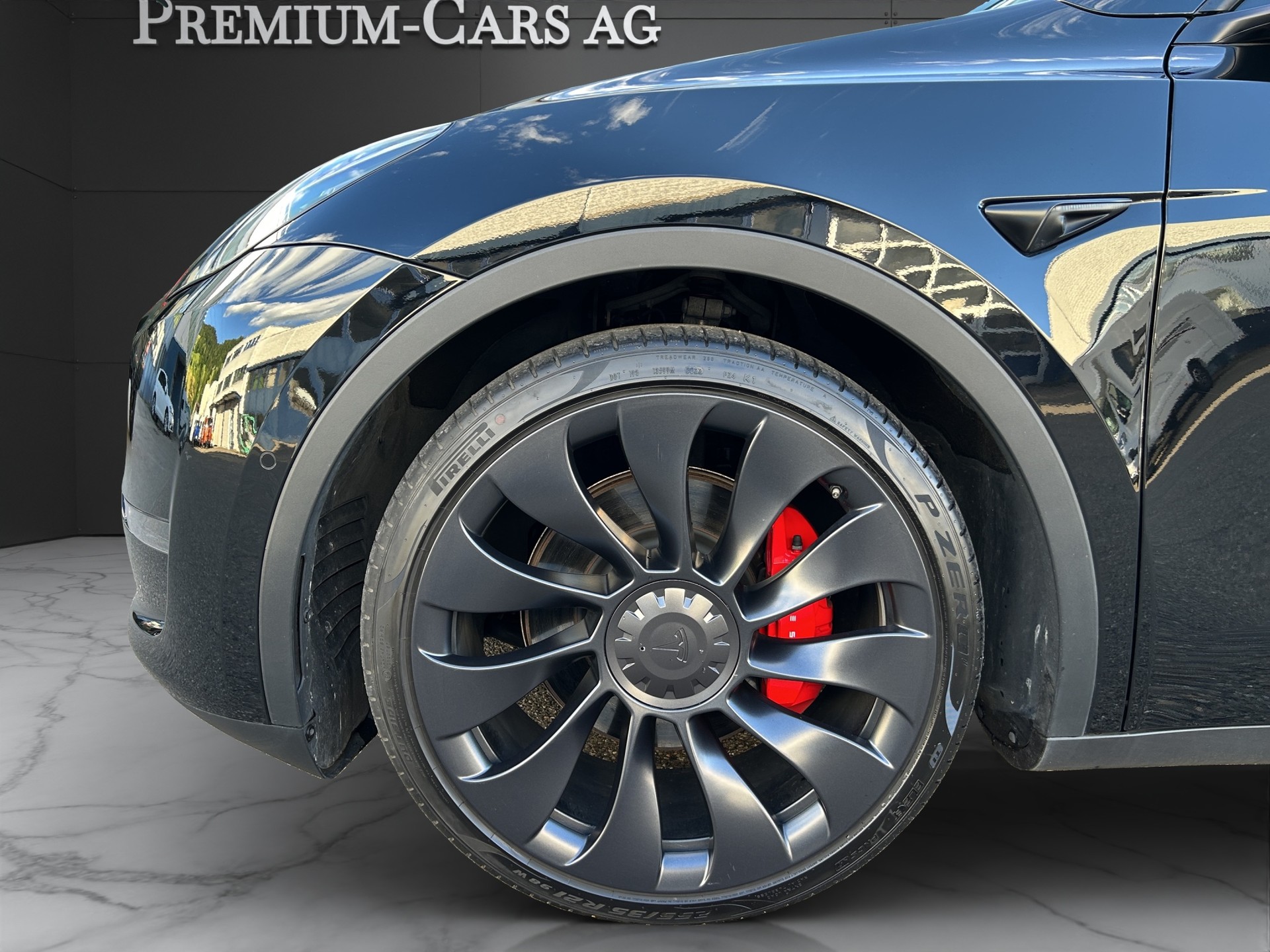 TESLA Model Y Performance / Enhanced Autopilot-image-14