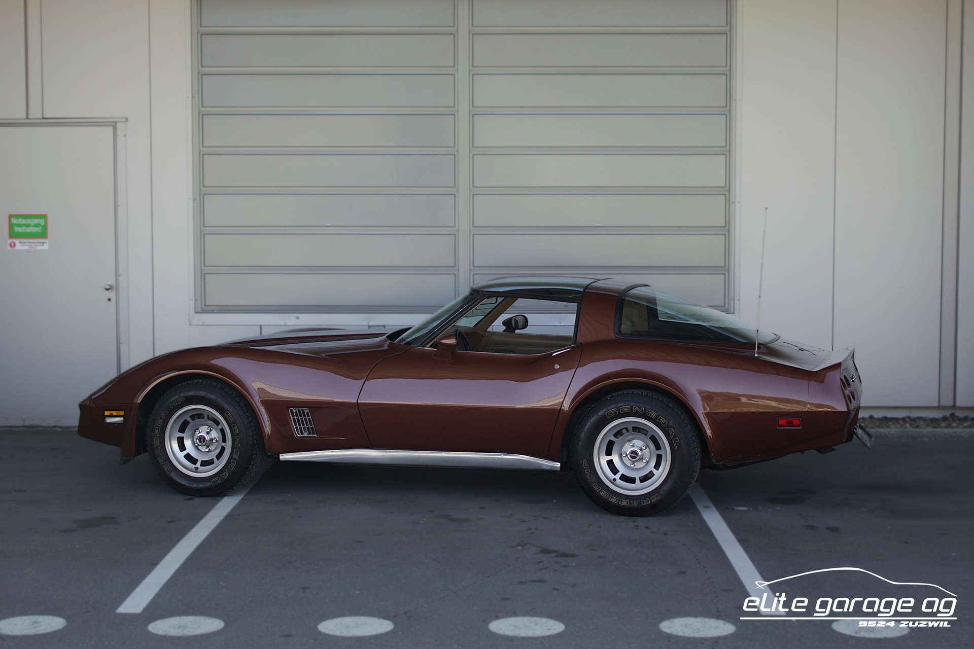 CHEVROLET Corvette C3 5.7 Handschalter VETERANENGEPRÜFT-image-2