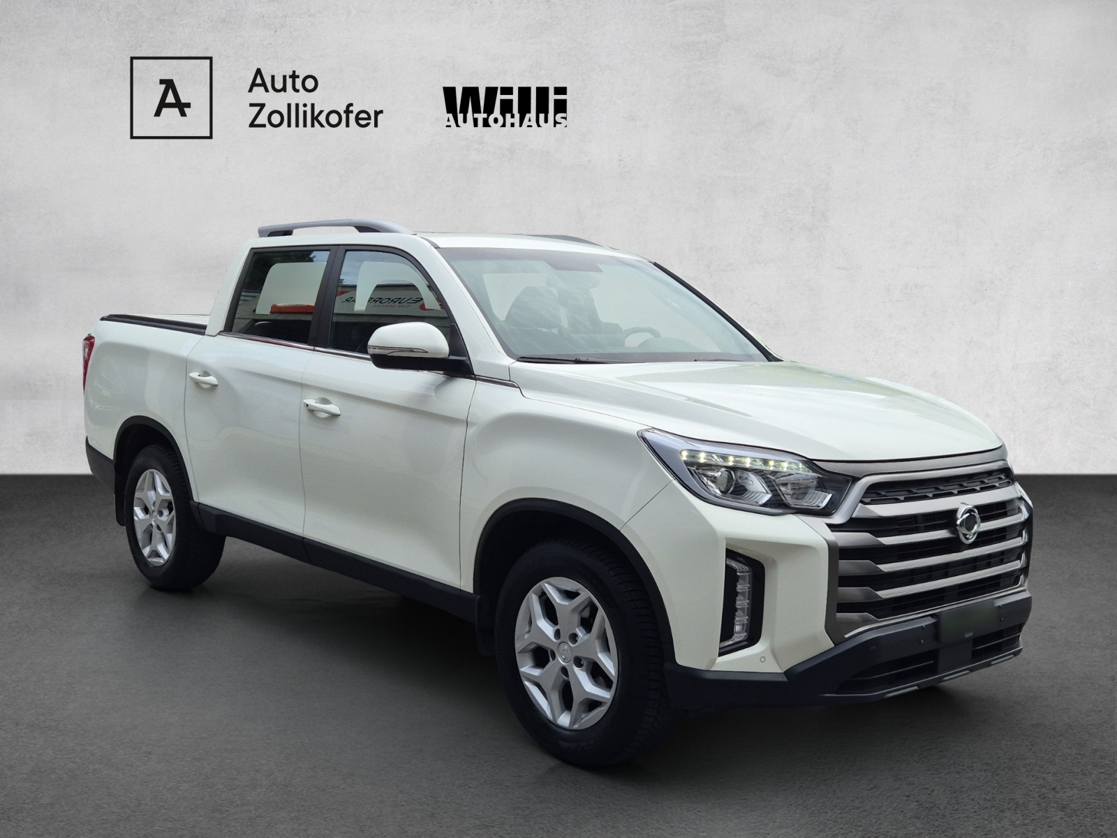 KGM-SsangYong Musso 2.2 e-XDI Sapphire-showroom-element-2