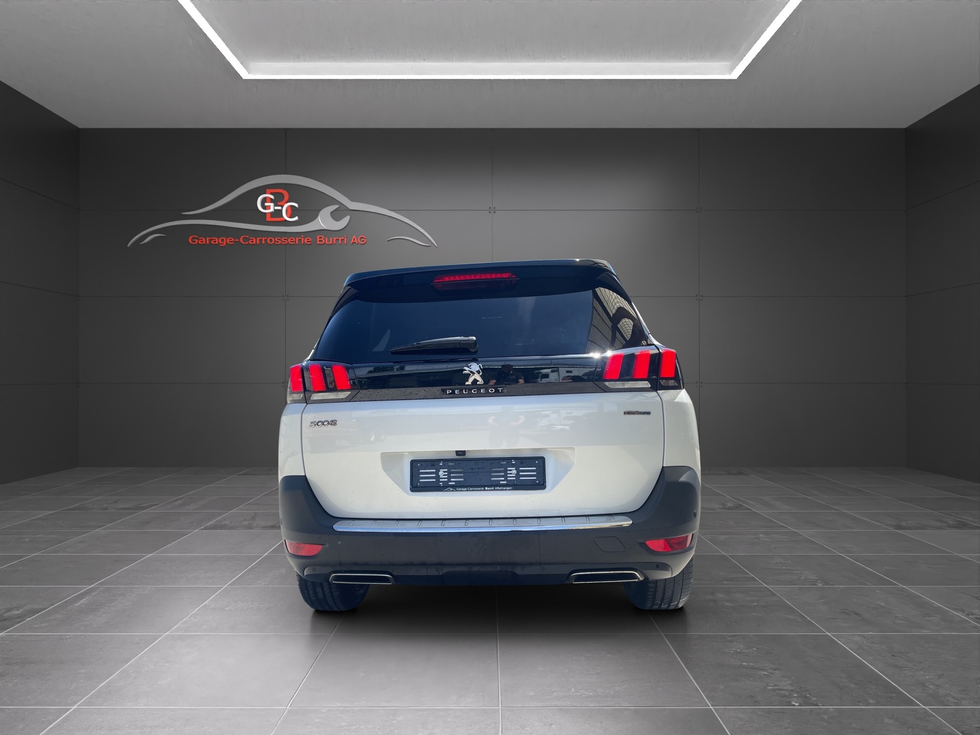 PEUGEOT 5008 1.6 Pure Tech GT LineEAT8-image-4