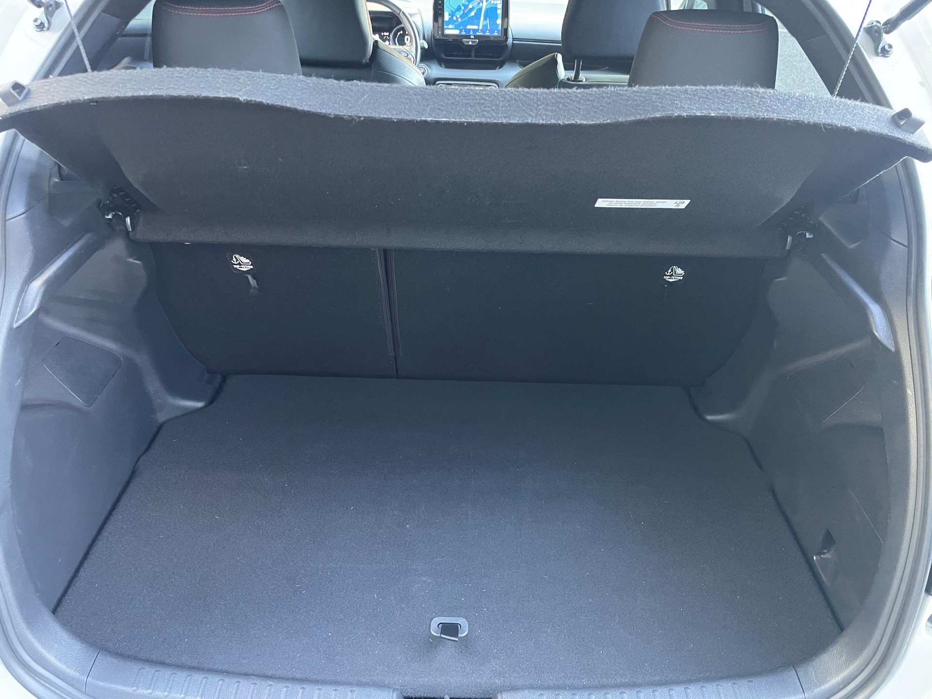 TOYOTA 1.5 VVT-i HSD GR Sport-image-17
