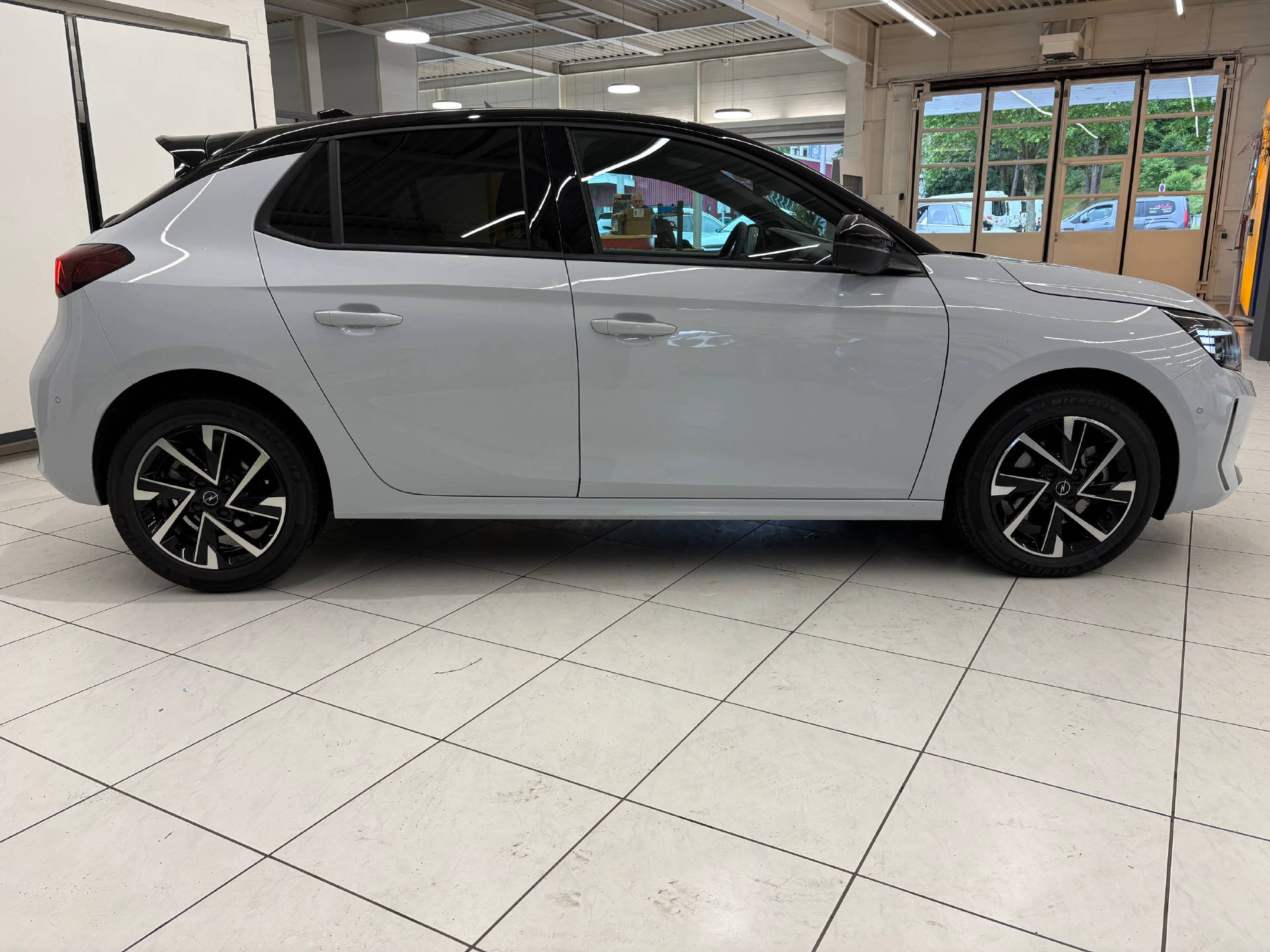 OPEL Corsa 1.2 T Hybrid GS-image-3