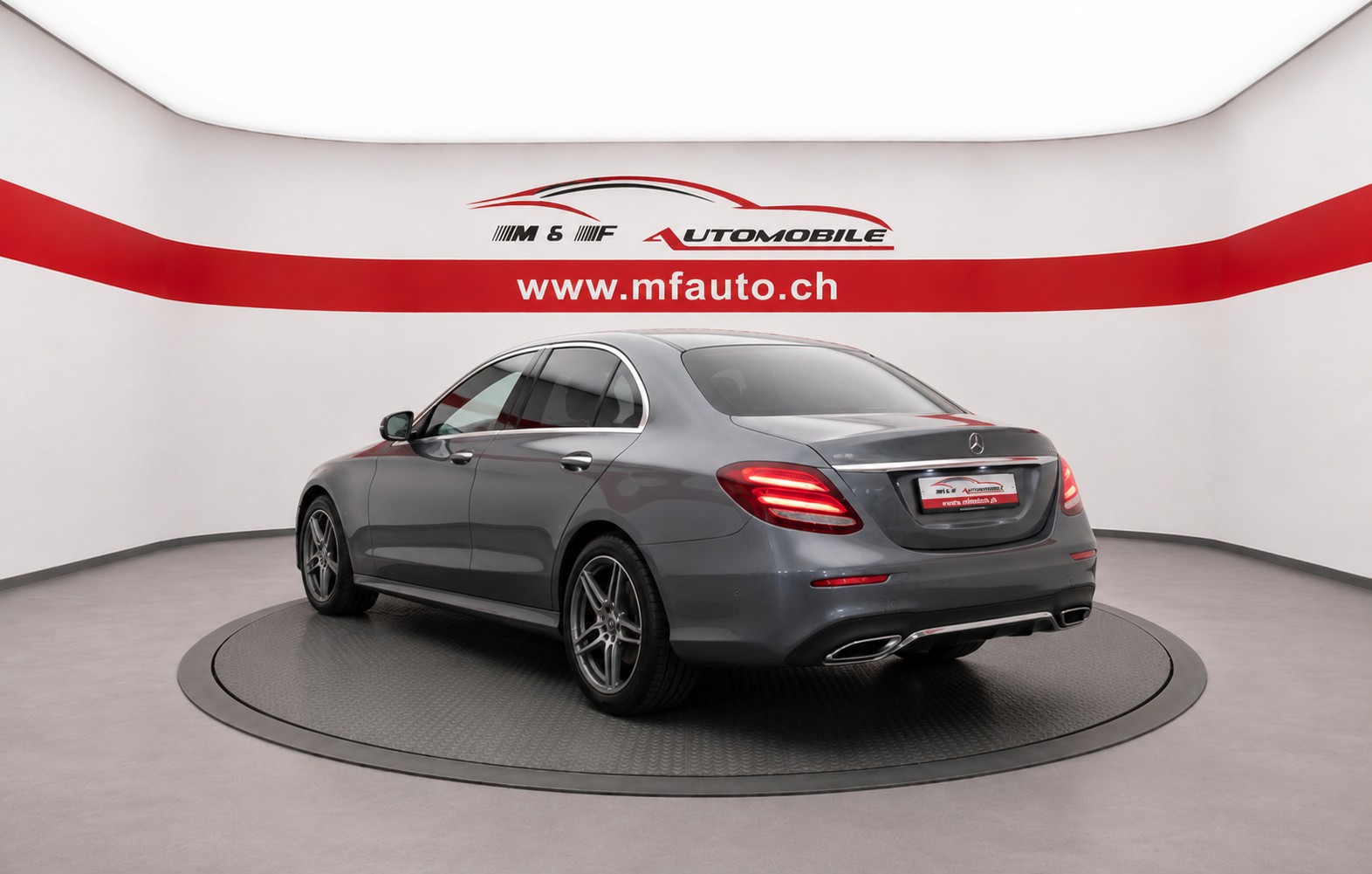MERCEDES-BENZ E 450 AMG Line 4matic CH FAHRZEUG-image-4