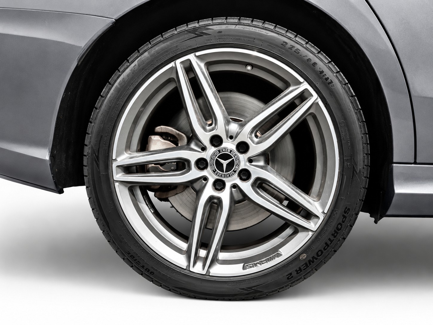 MERCEDES-BENZ E 450 AMG Line 4matic CH FAHRZEUG-image-19