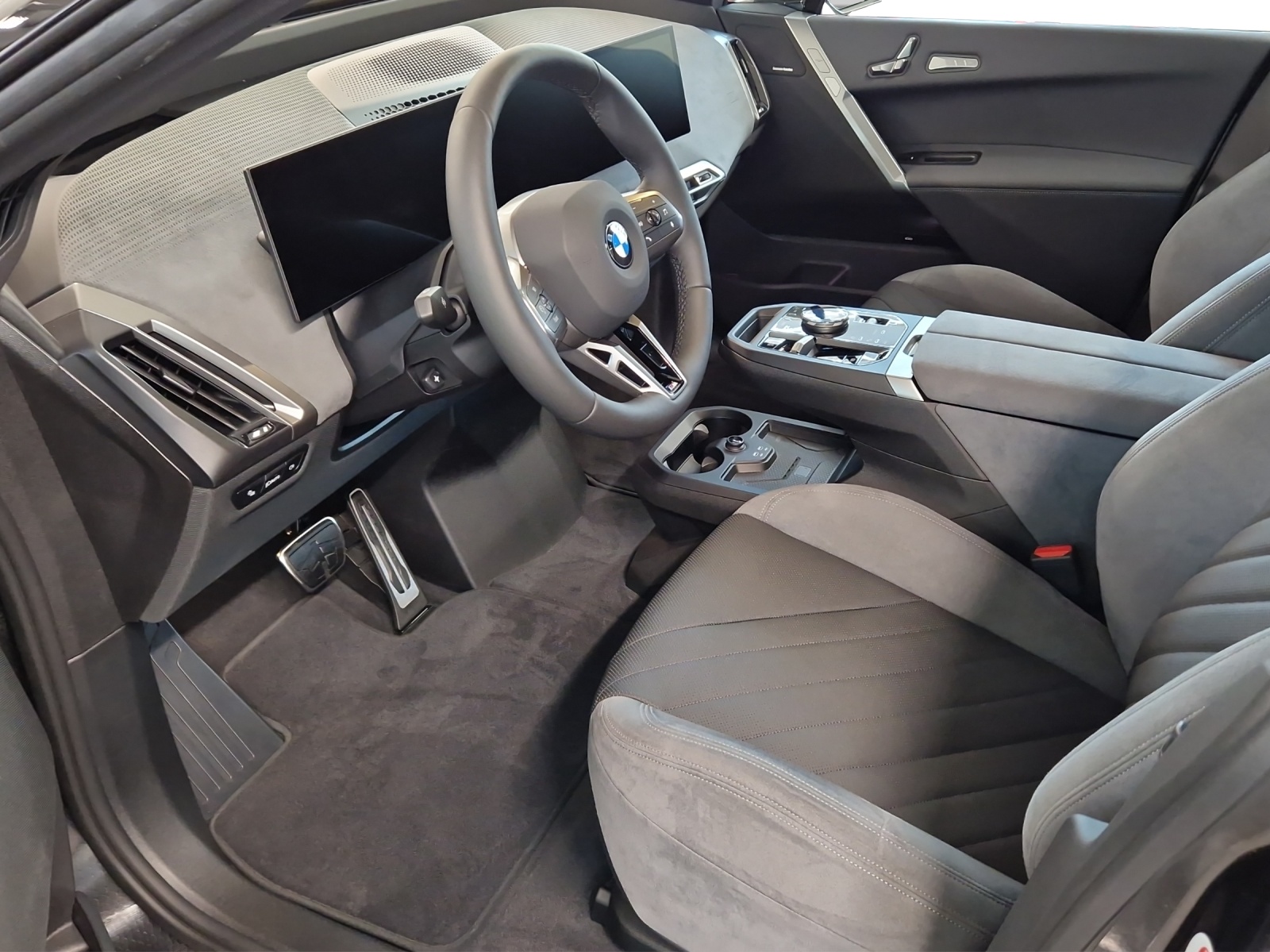 BMW iX xDrive60 M Sport Pro-image-6