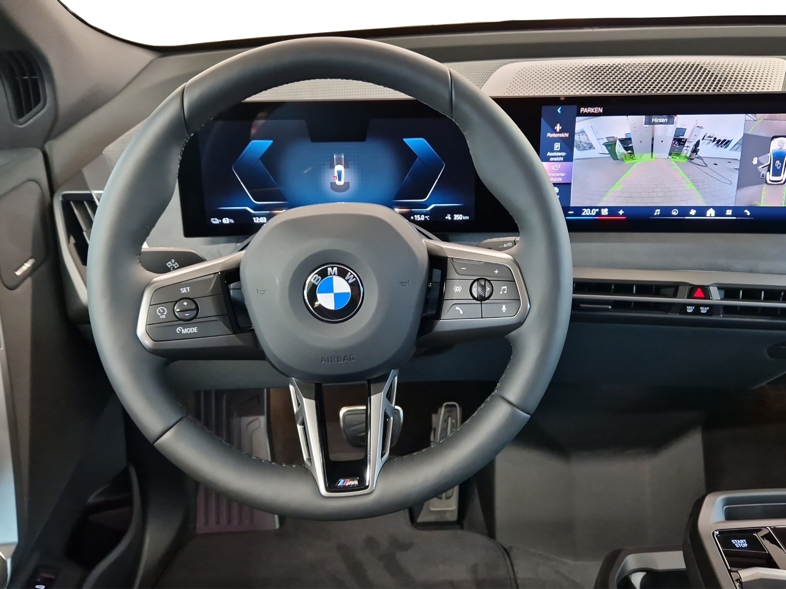BMW iX xDrive60 M Sport Pro-image-10
