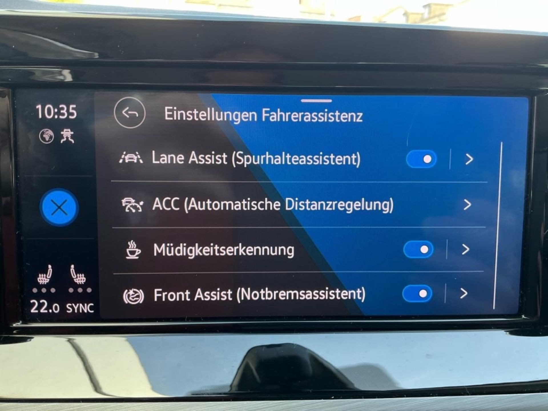 VW Golf 2.0 TSI 190PS DSG STYLE-image-16