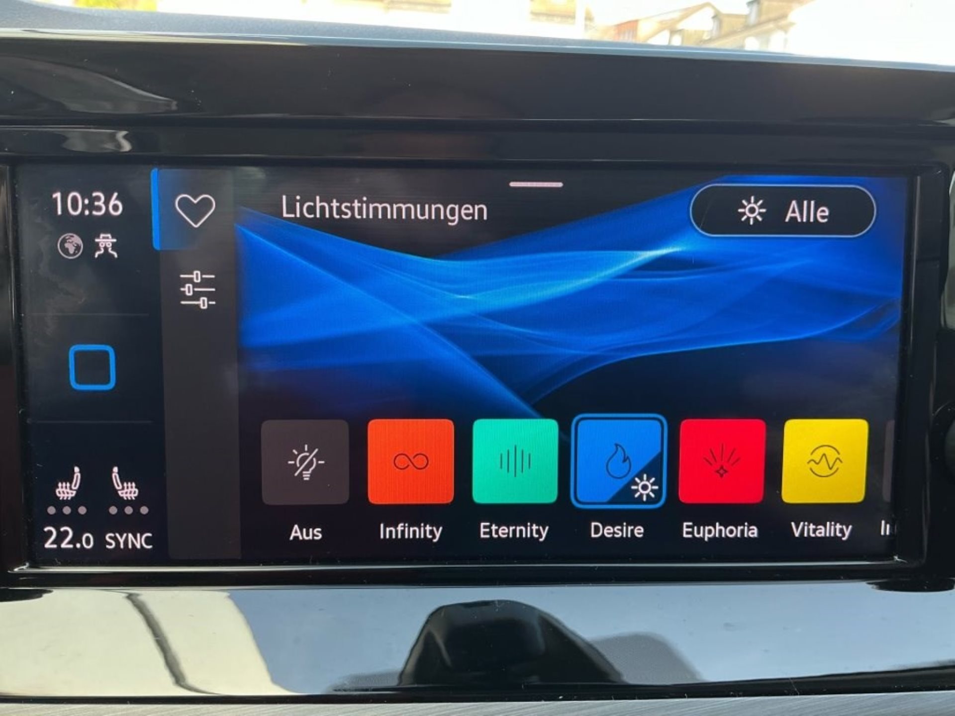 VW Golf 2.0 TSI 190PS DSG STYLE-image-17