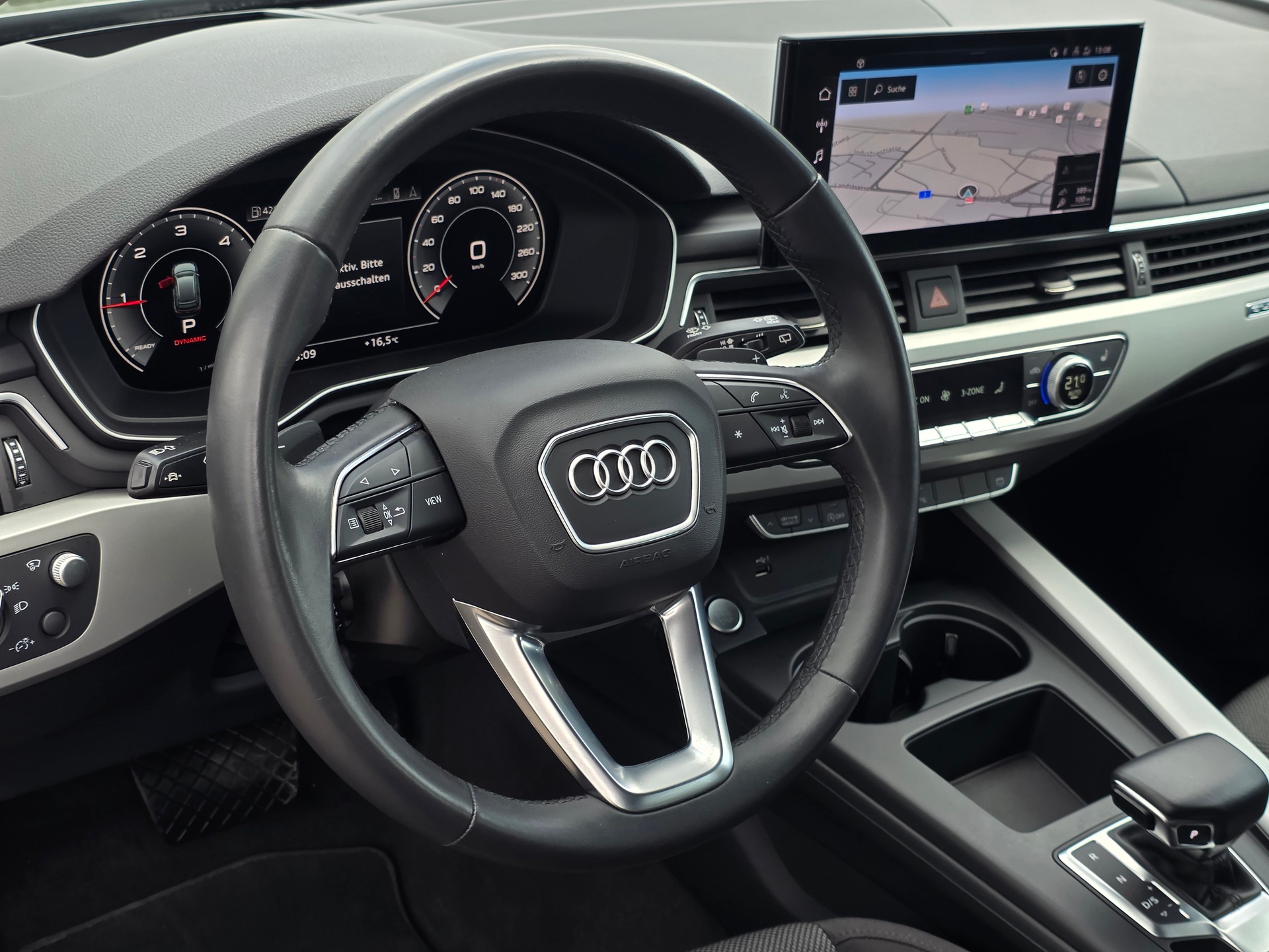 AUDI A4 Avant 40 TDI Attraction Quattro S-tronic * CH-Fahrzeug * Frisch ab MFK *-image-11