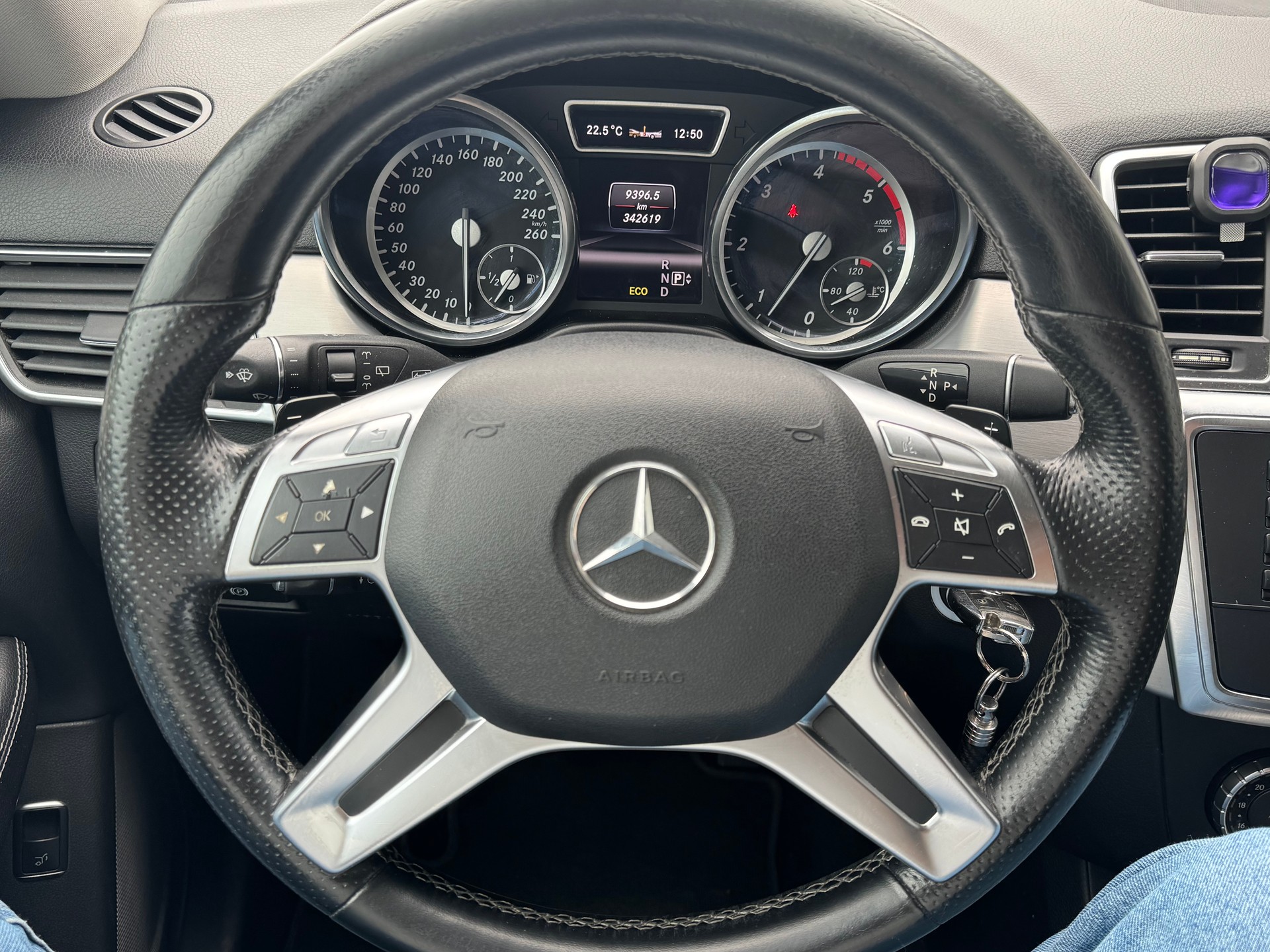 MERCEDES-BENZ ML 350 BlueTEC Executive 4Matic 7G-Tronic-image-12