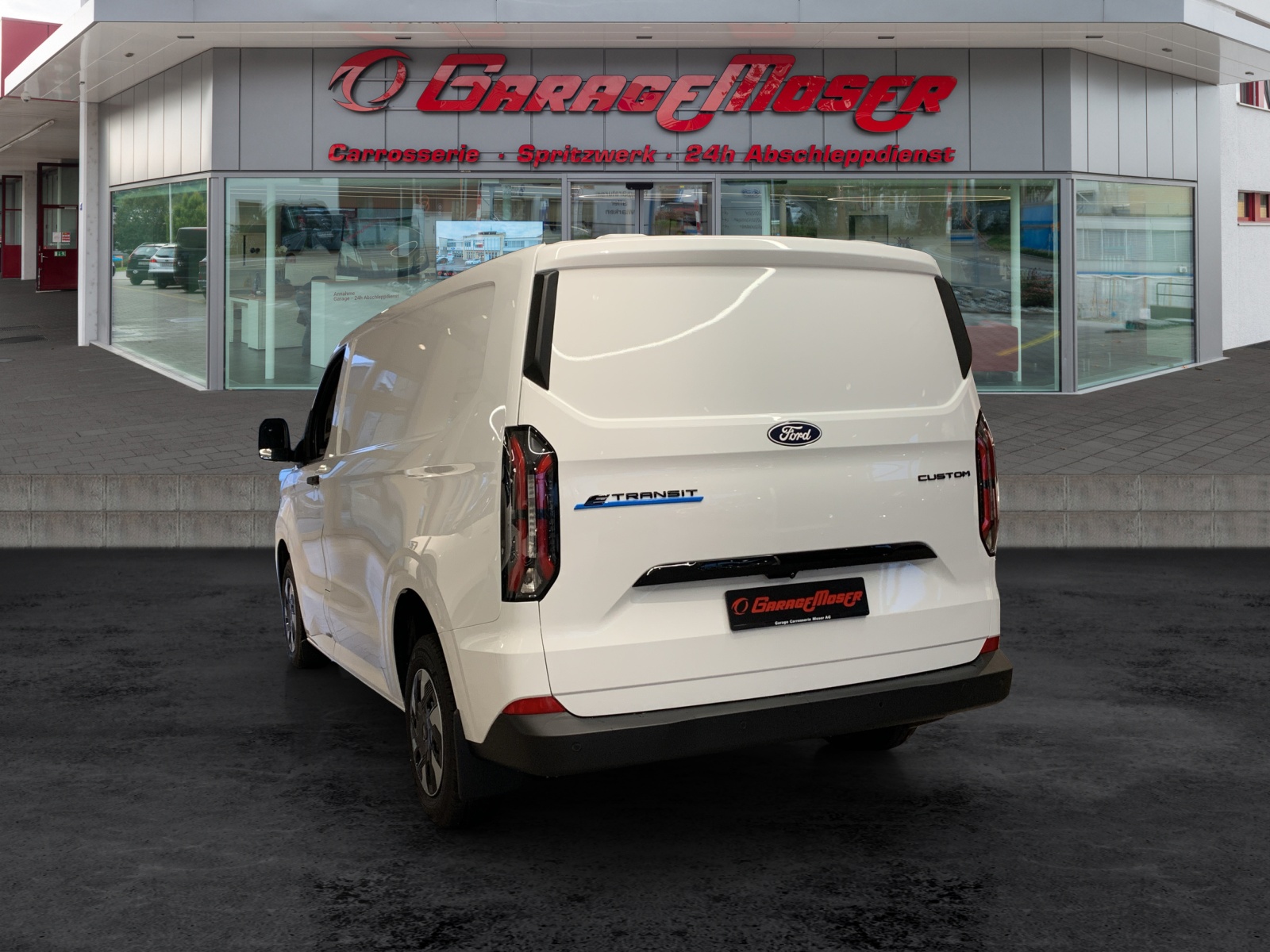 FORD E-Transit C Van 320 L1 Trend-image-3