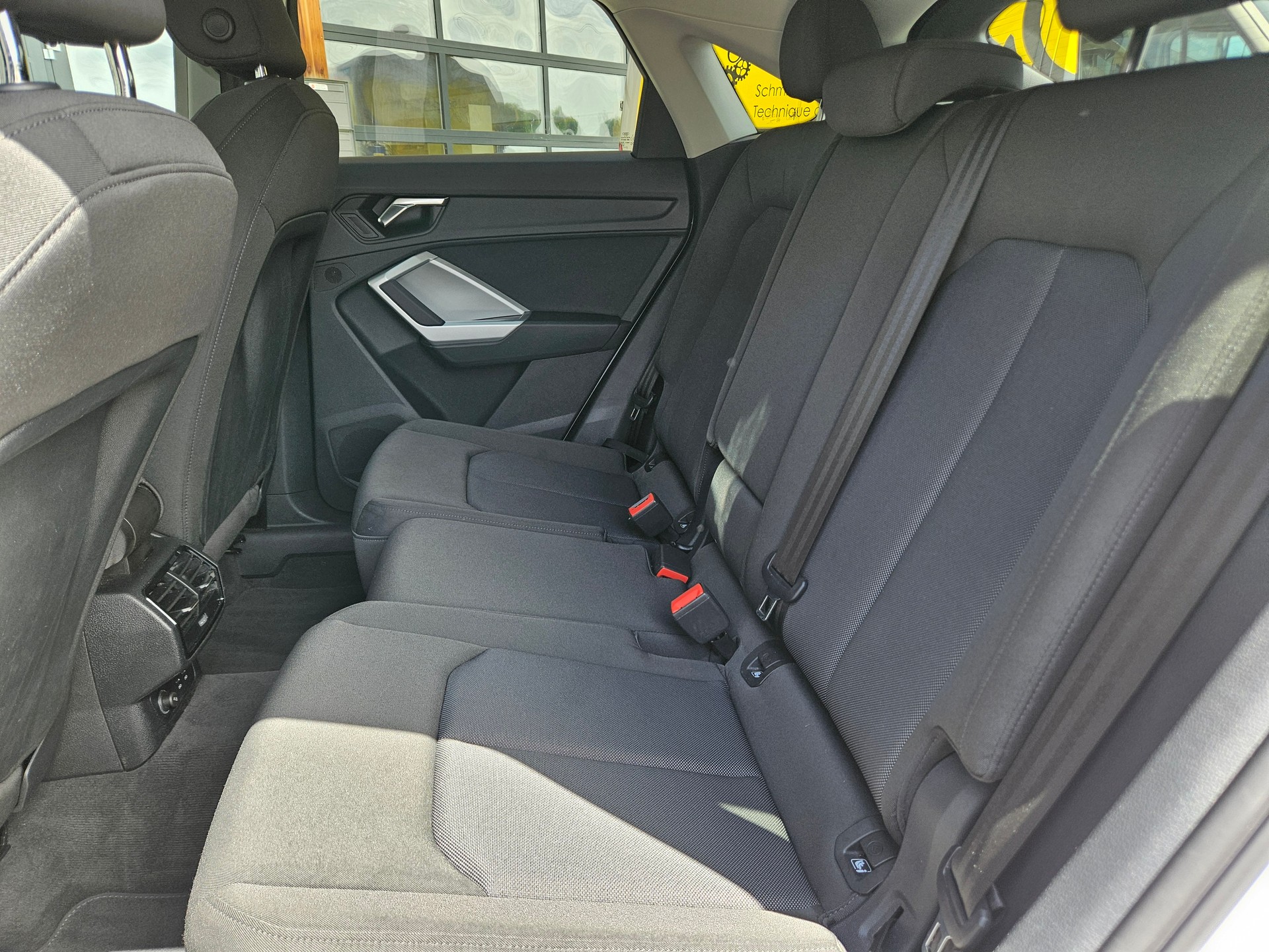 AUDI Q3 Sportback 45 TFSI e Attraction S-tronic-image-13