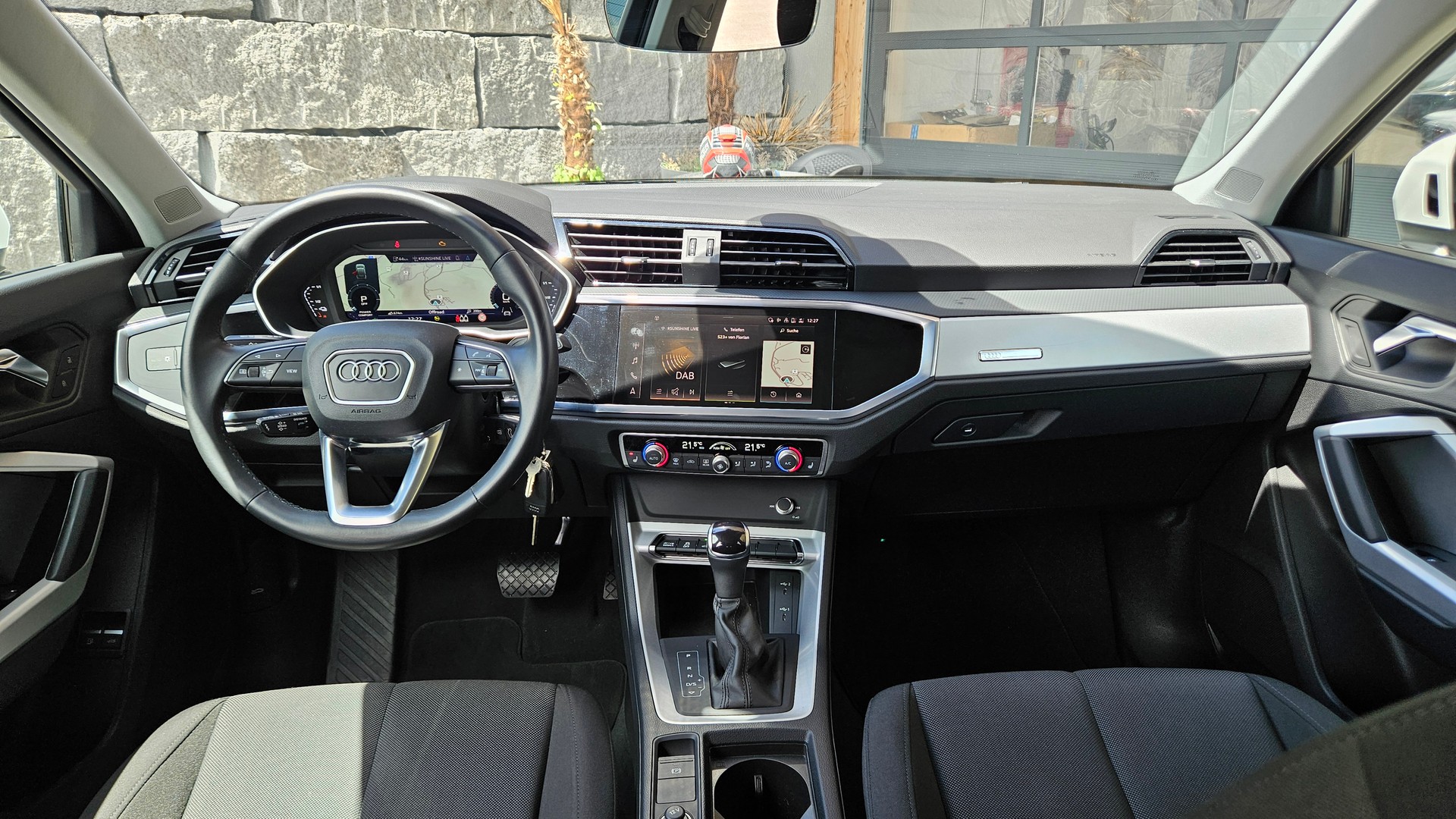 AUDI Q3 Sportback 45 TFSI e Attraction S-tronic-image-10