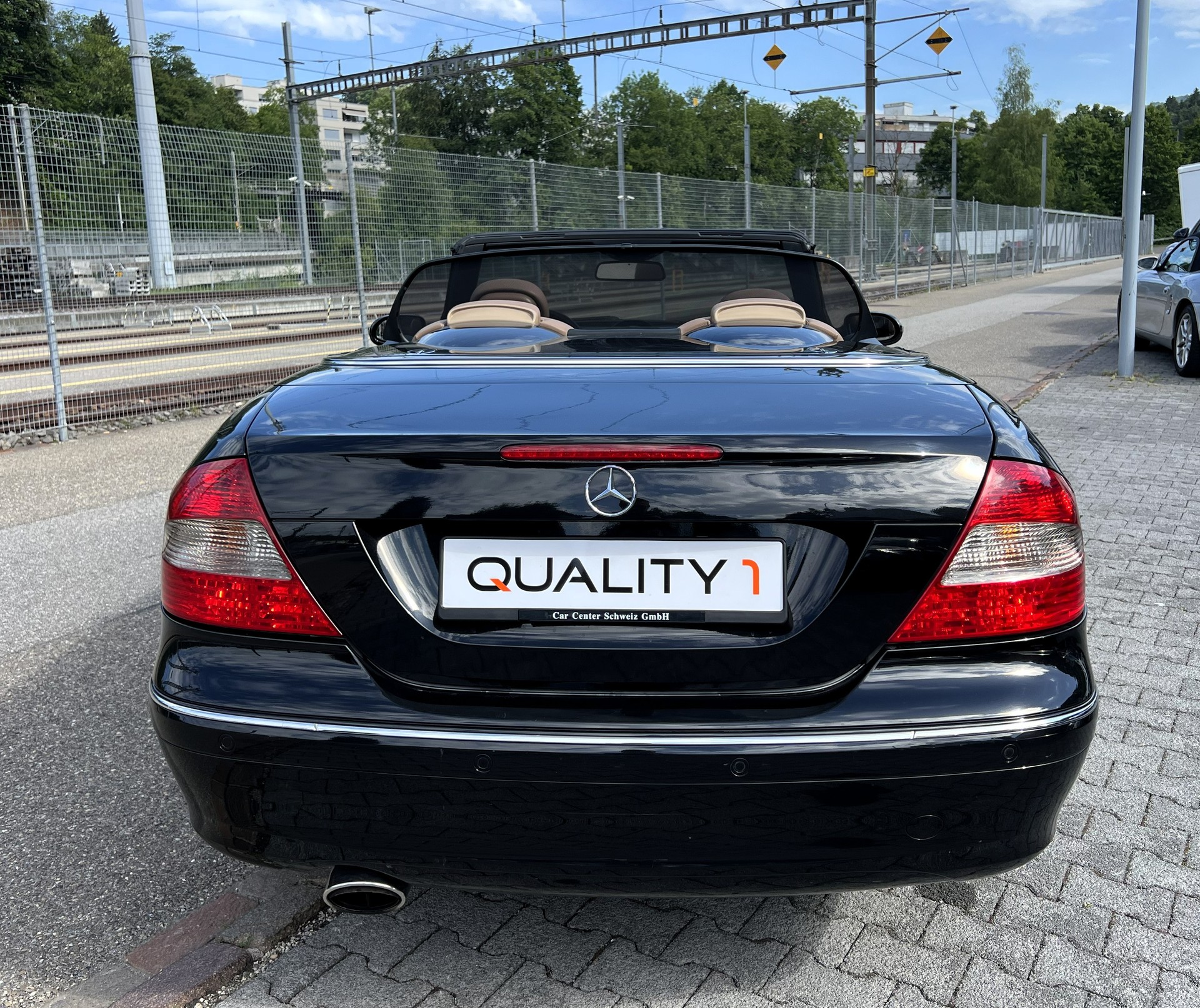 MERCEDES-BENZ CLK 320 CDI Avantgarde-showroom-element-3