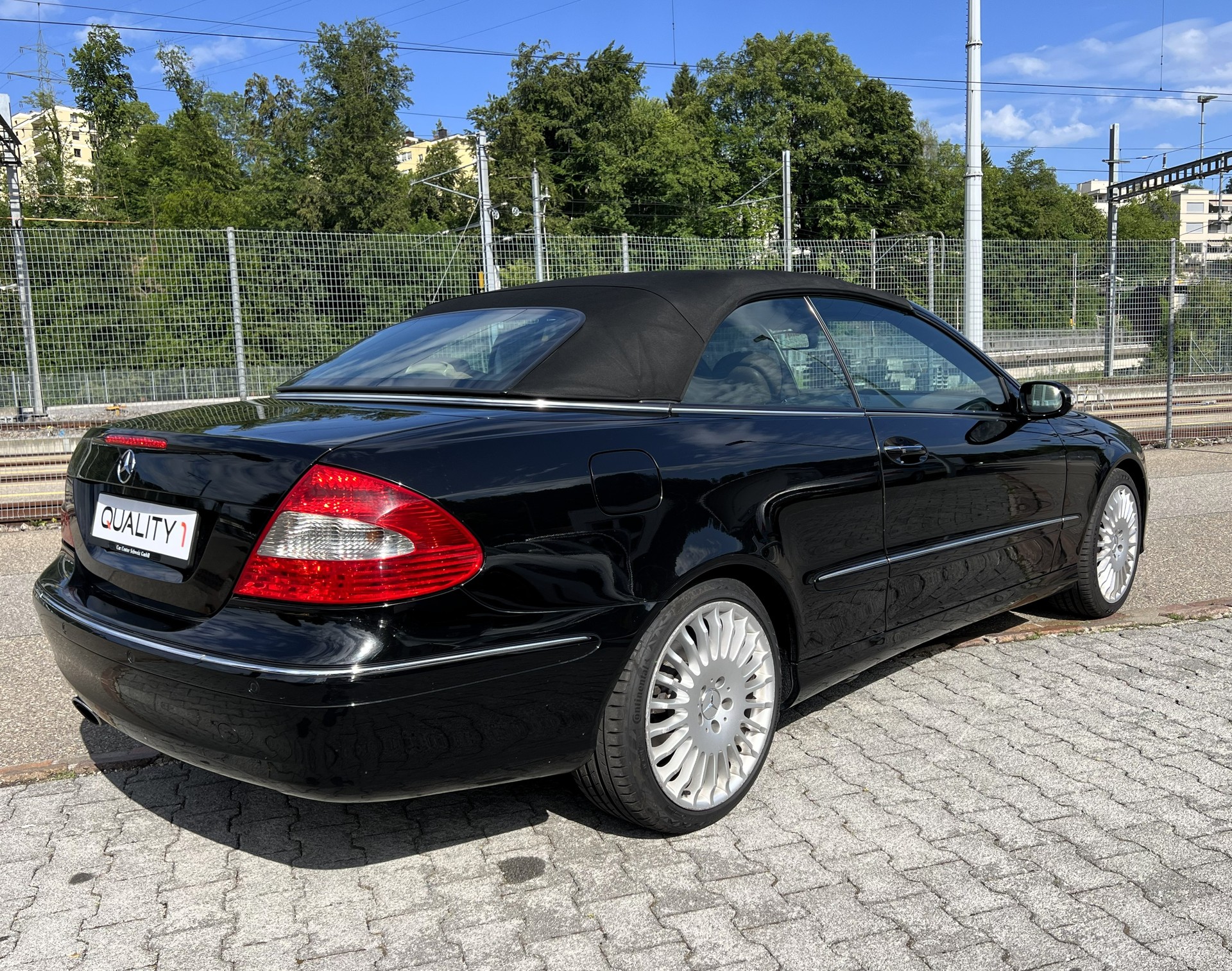 MERCEDES-BENZ CLK 320 CDI Avantgarde-image-28