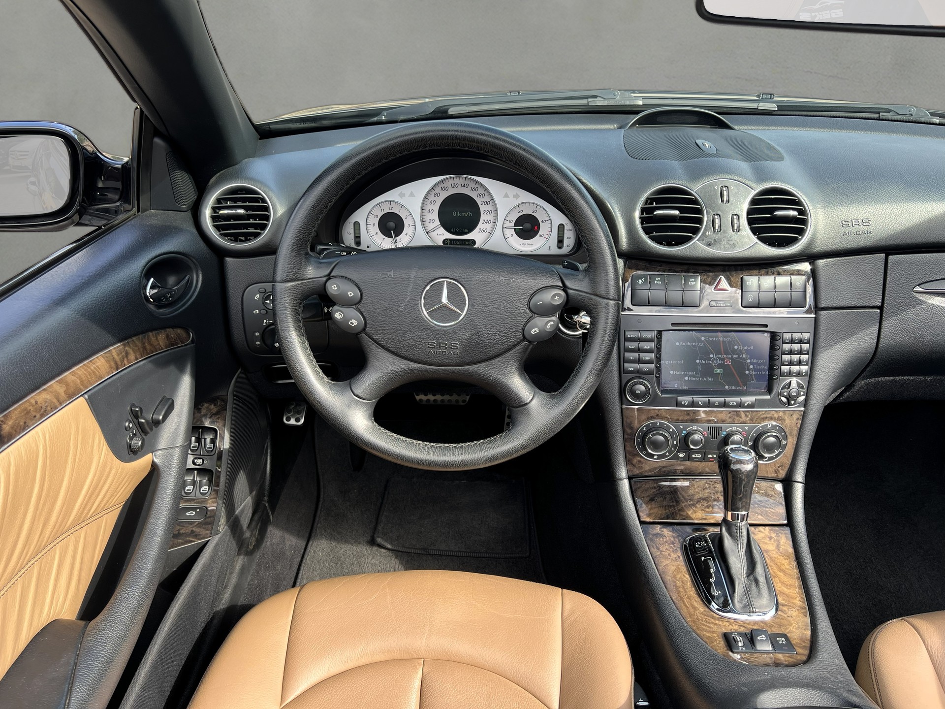 MERCEDES-BENZ CLK 320 CDI Avantgarde-image-21