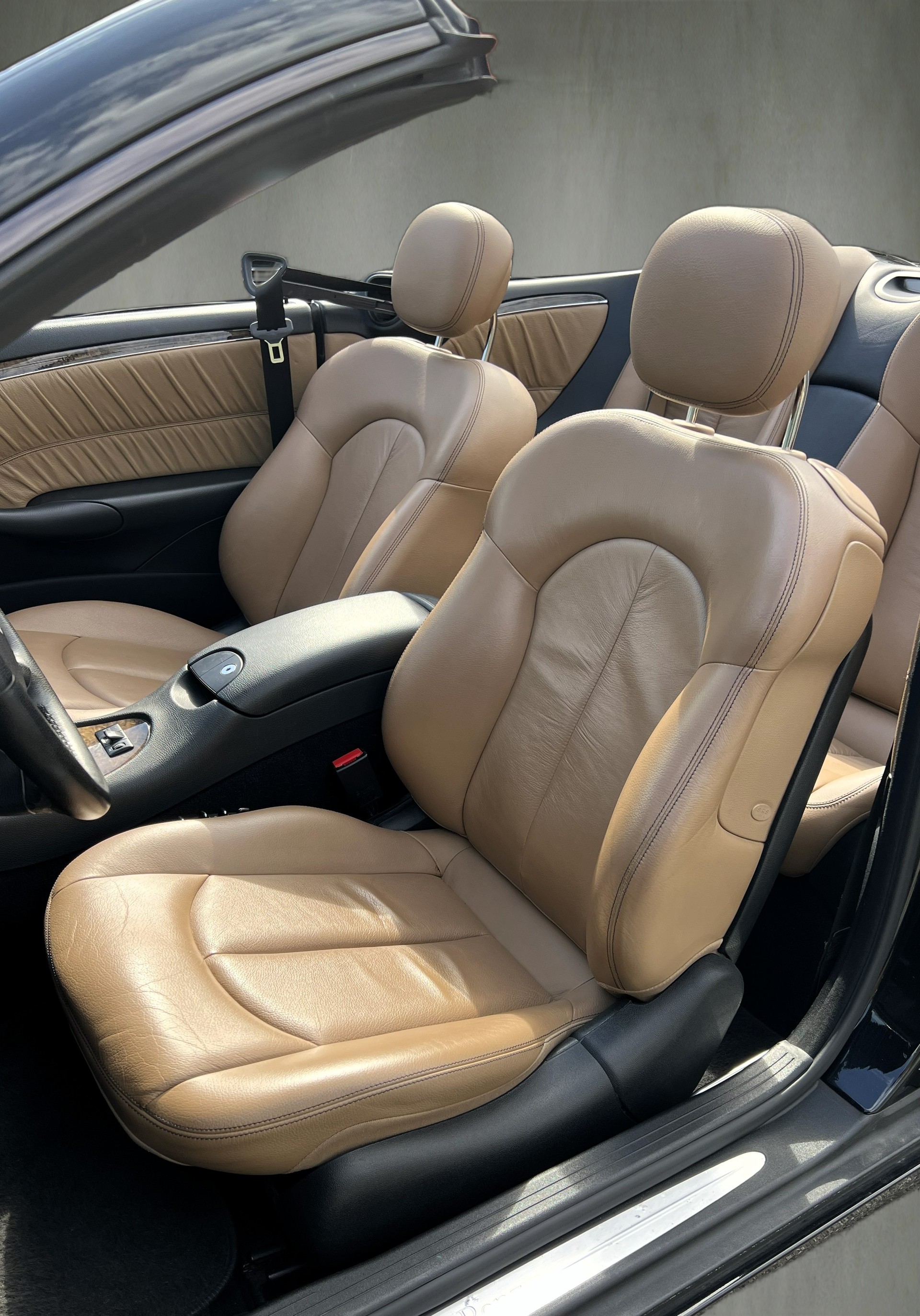 MERCEDES-BENZ CLK 320 CDI Avantgarde-image-17