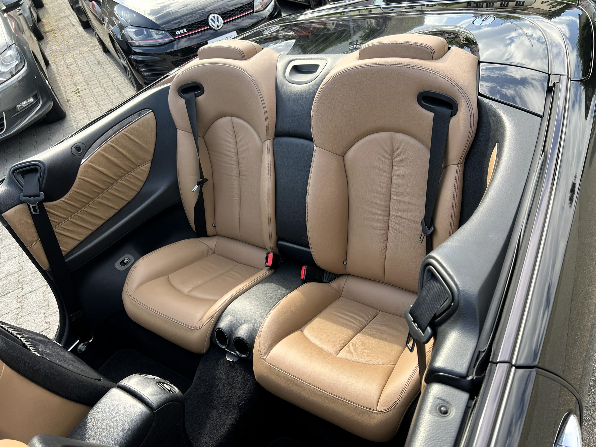 MERCEDES-BENZ CLK 320 CDI Avantgarde-image-13