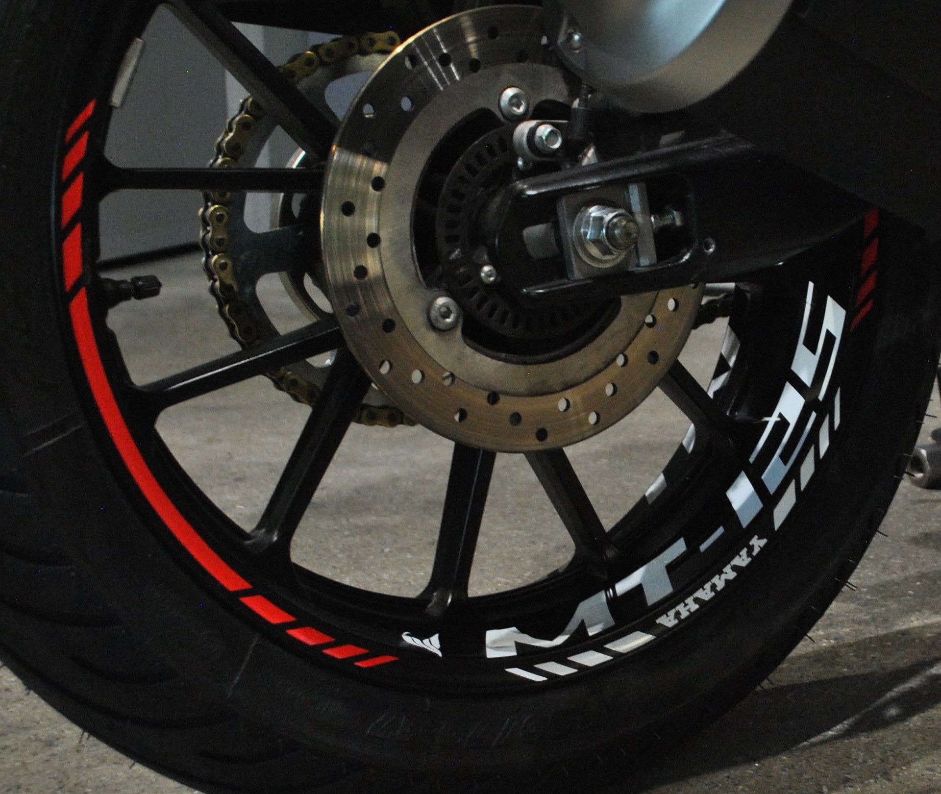 YAMAHA MT-125 ABS-image-7
