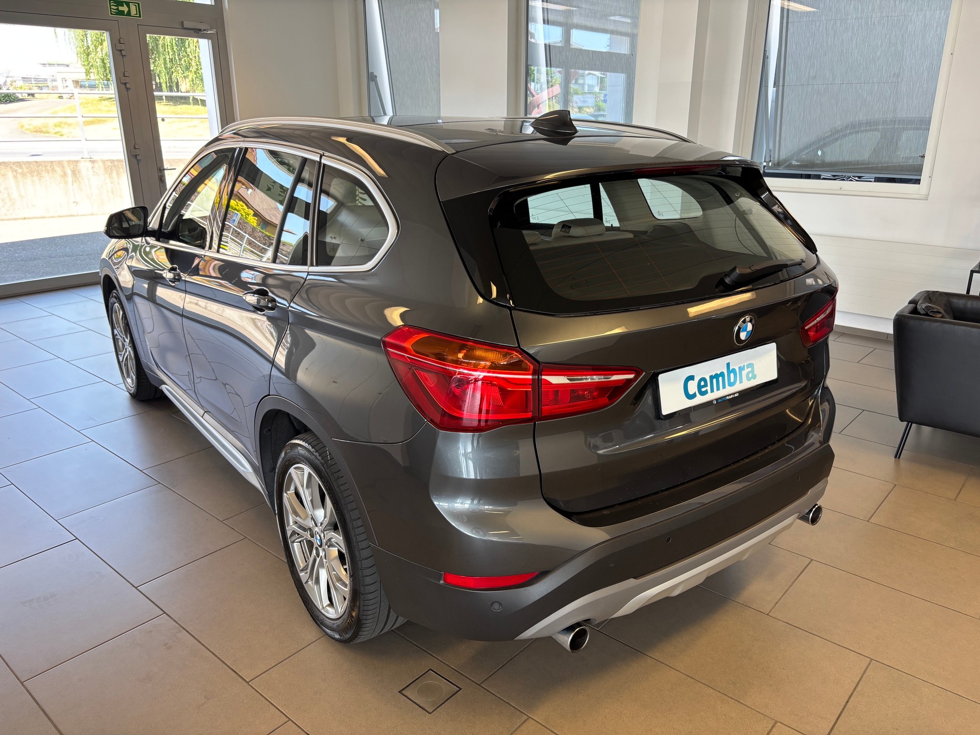 BMW X1 xDrive 20d M Sport Steptronic-showroom-element-3